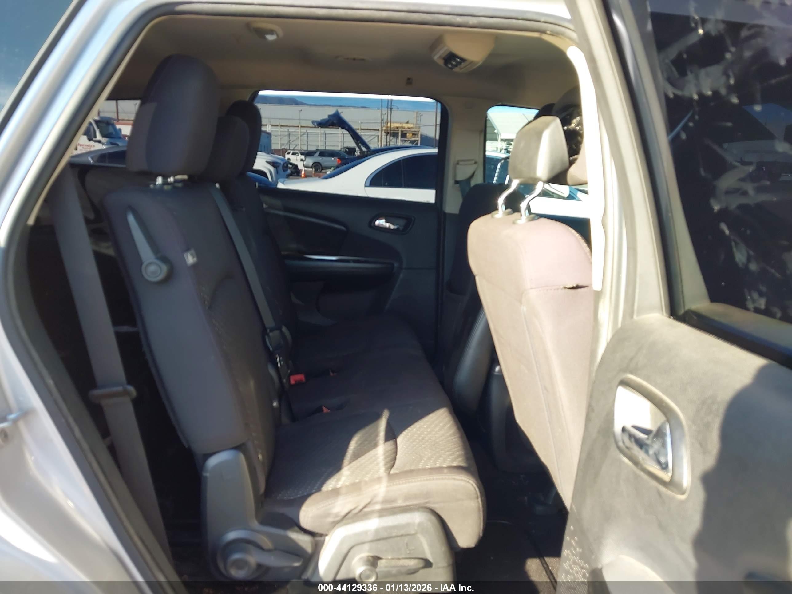 DODGE JOURNEY image 8