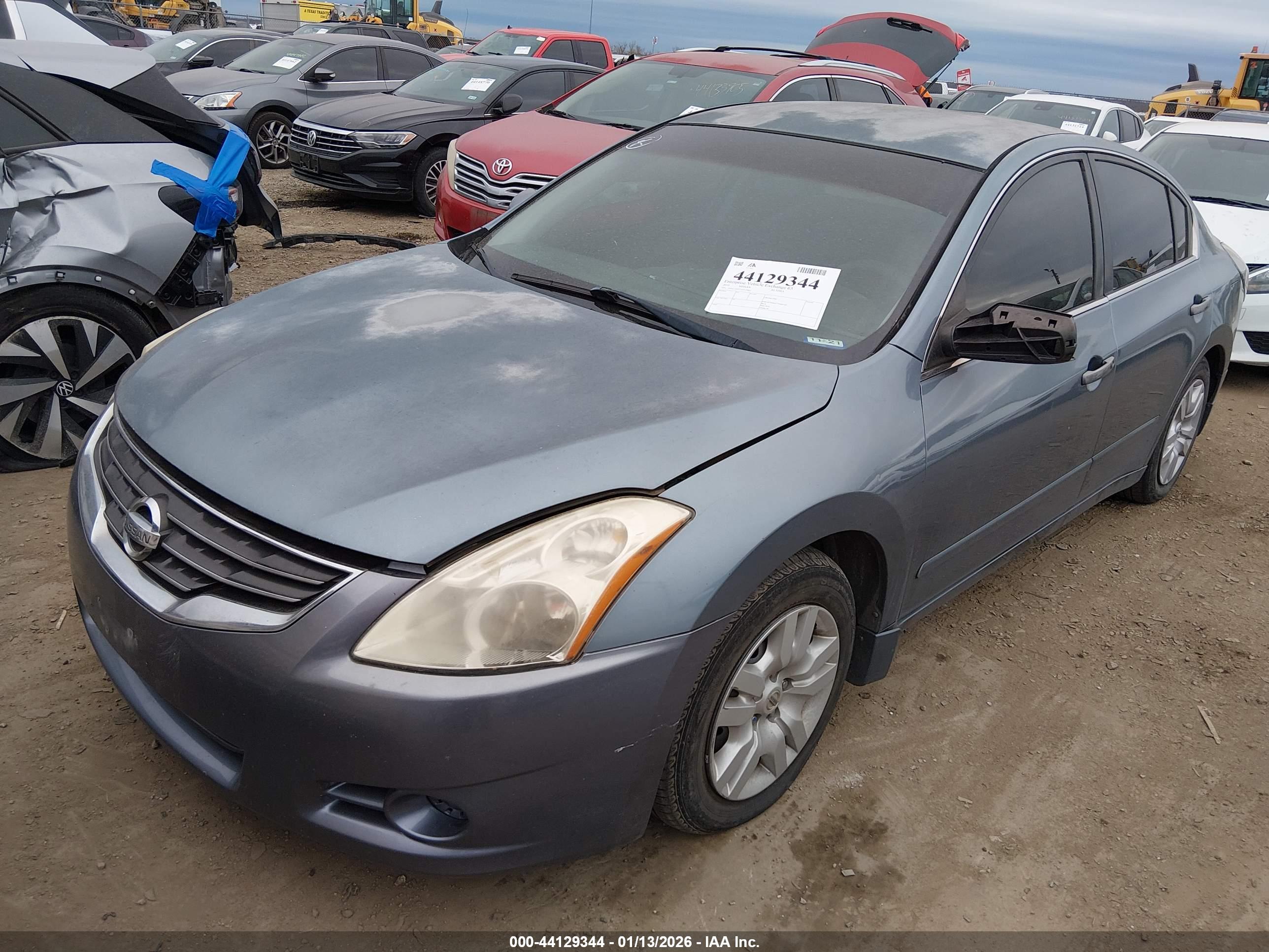 NISSAN ALTIMA image 2