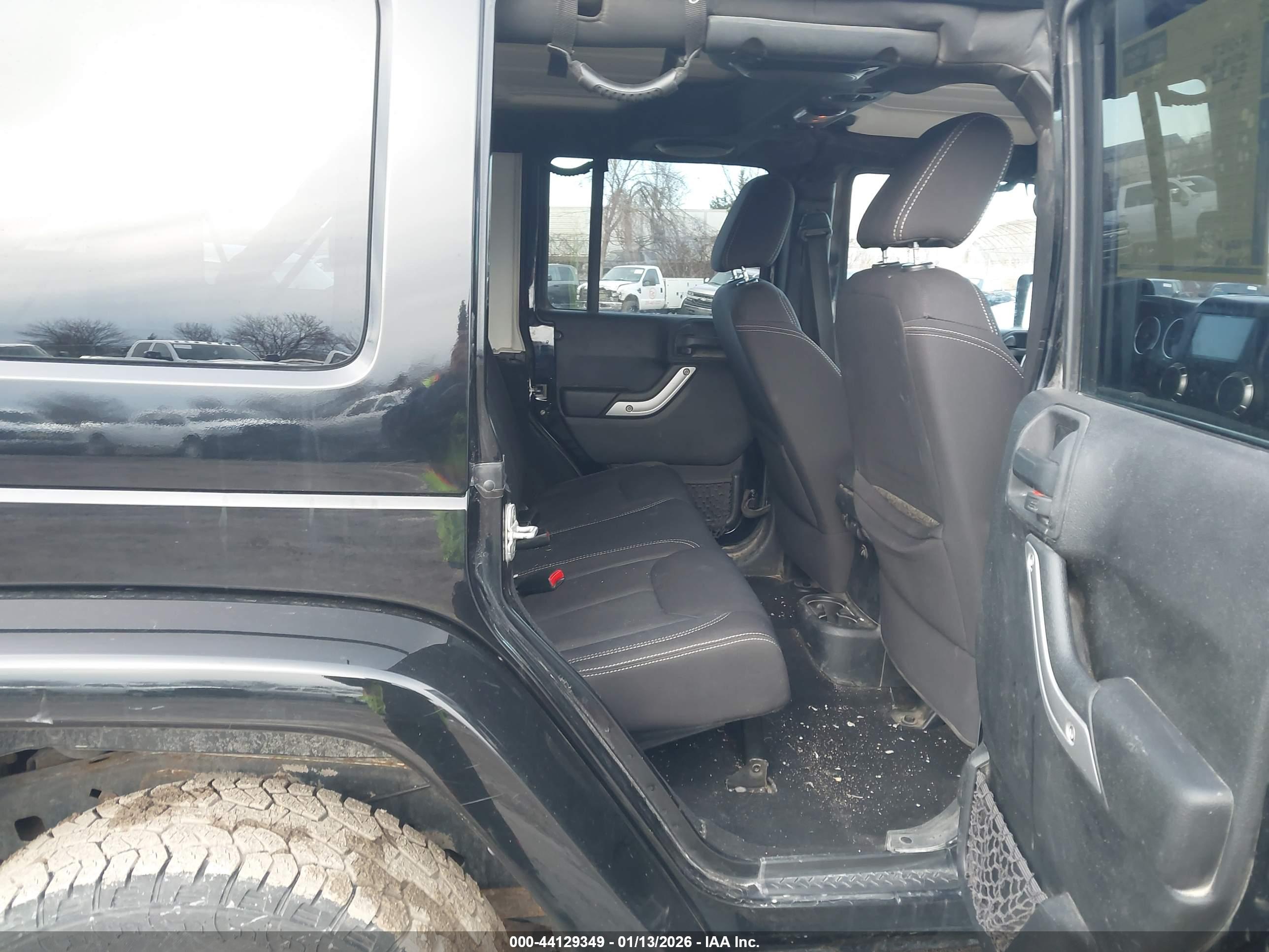 JEEP WRANGLER image 8