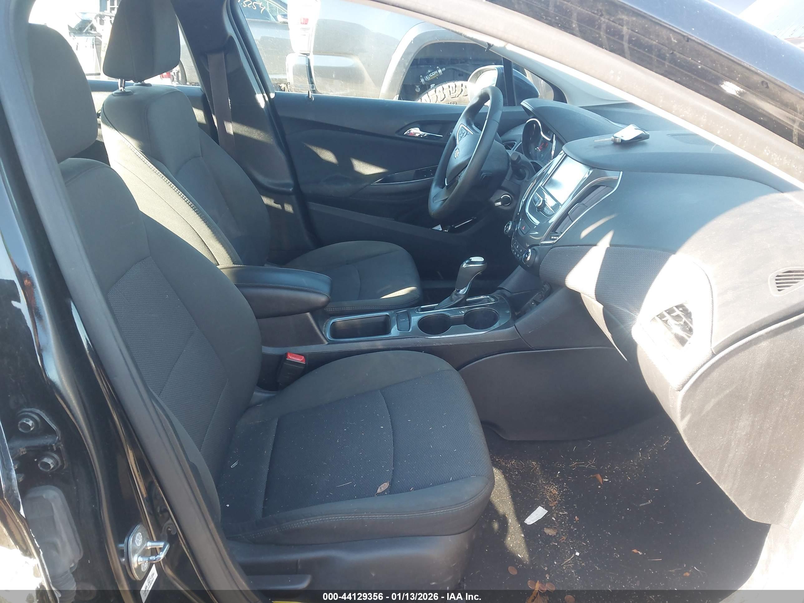 CHEVROLET CRUZE image 5