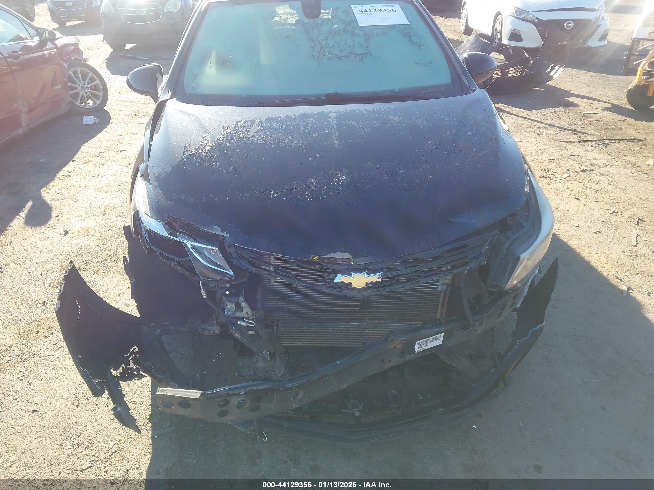 CHEVROLET CRUZE image 6