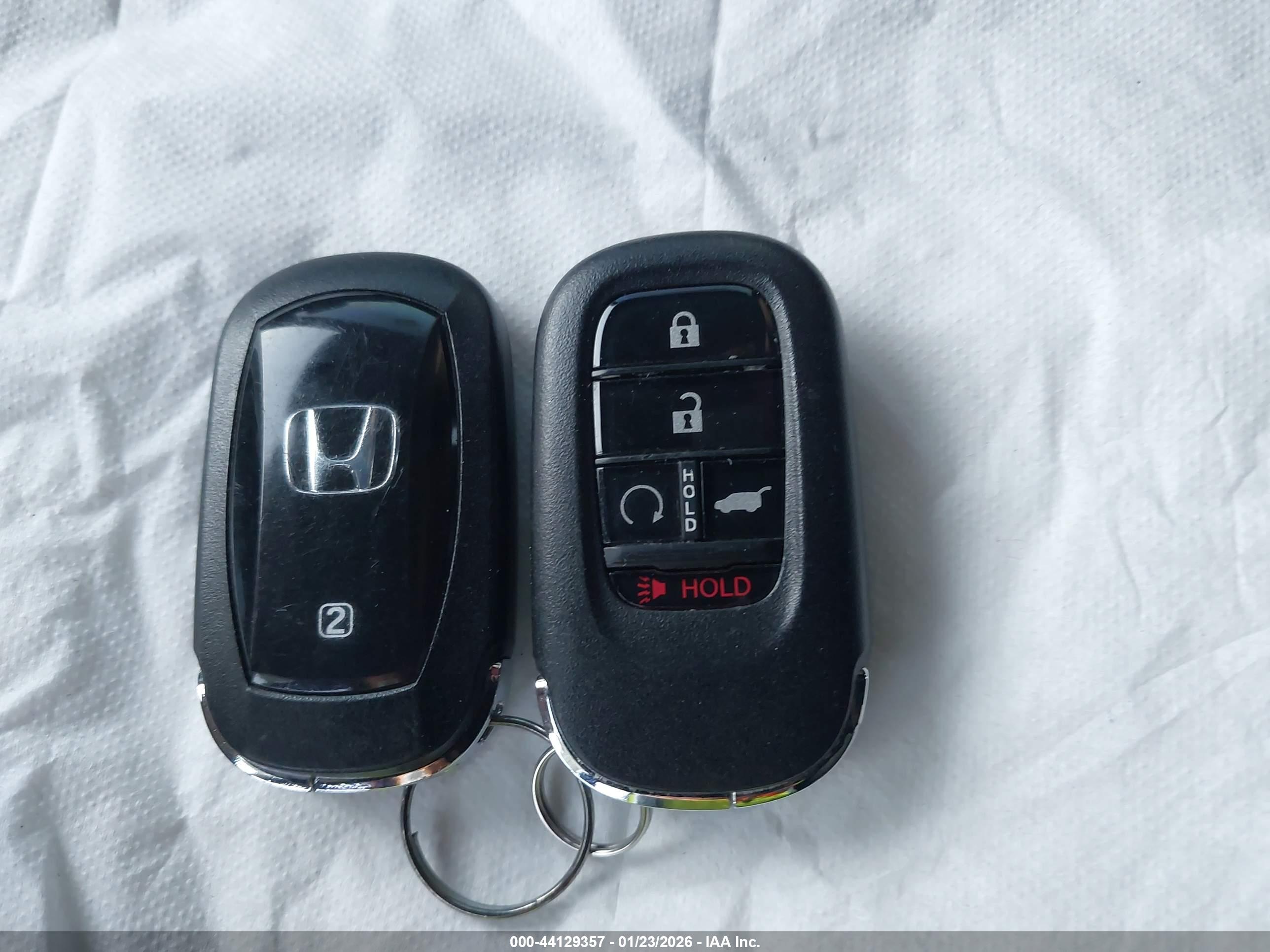 HONDA CR-V image 11