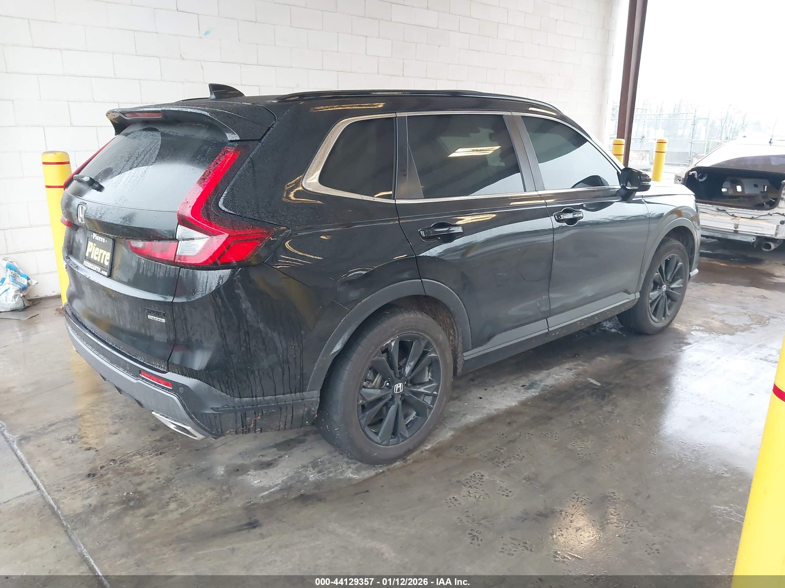 HONDA CR-V image 4