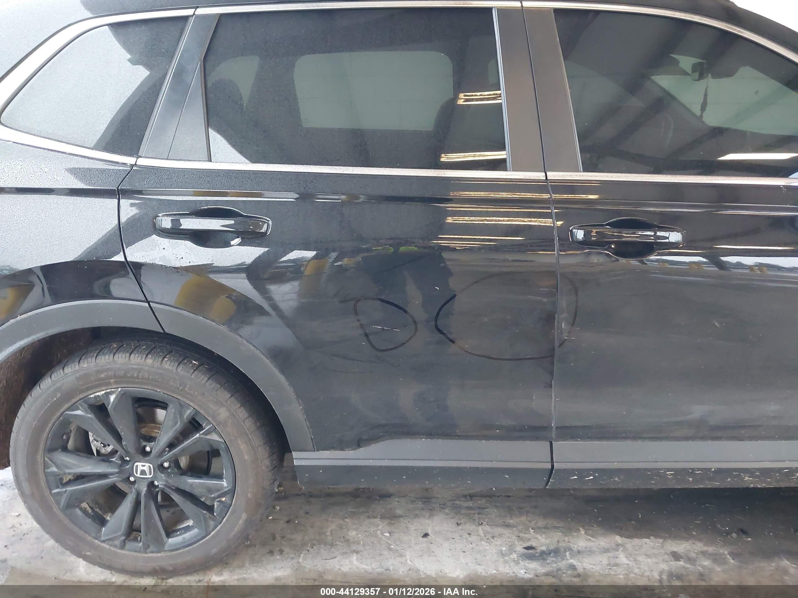 HONDA CR-V image 6