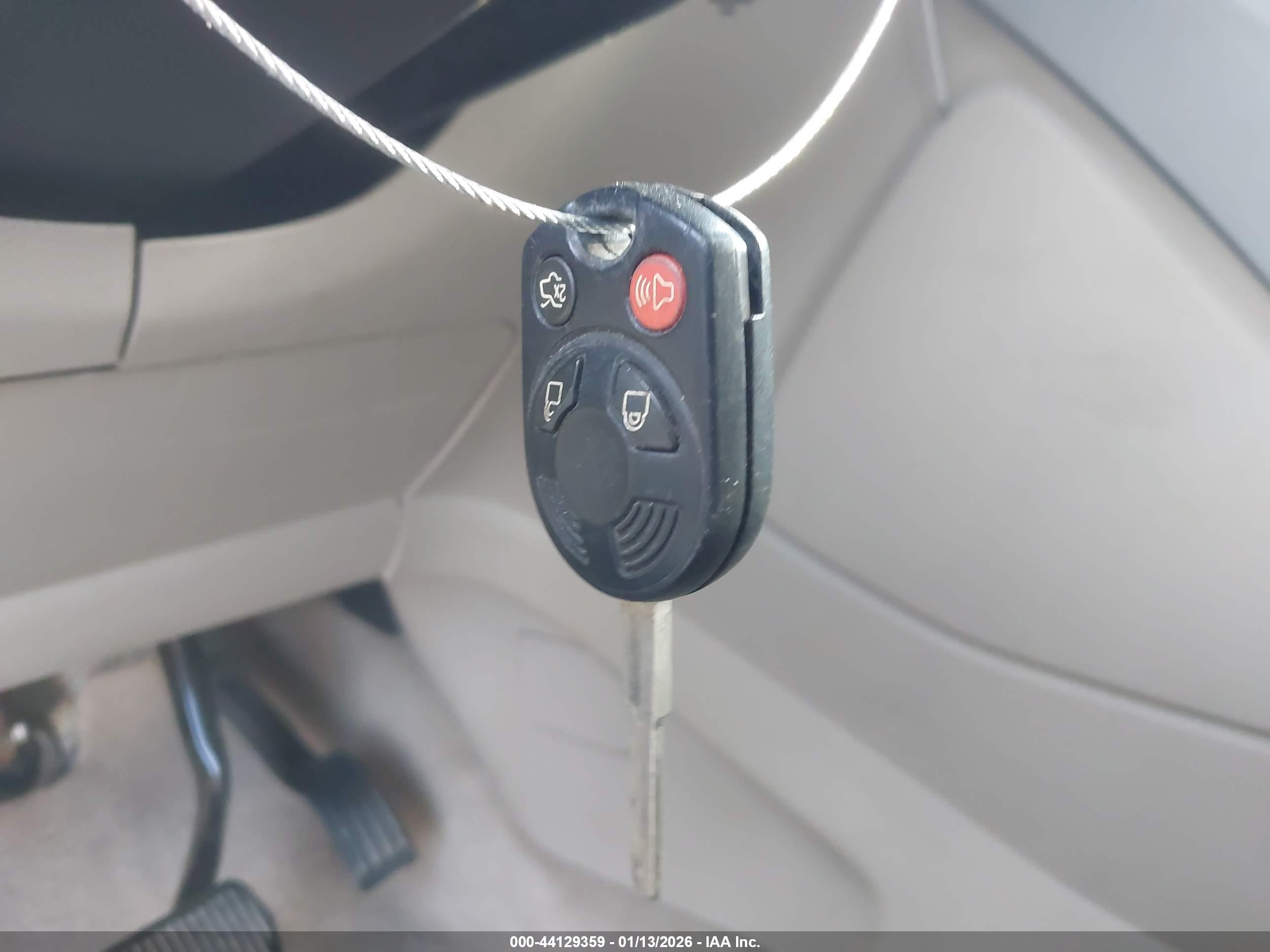 FORD ESCAPE image 11