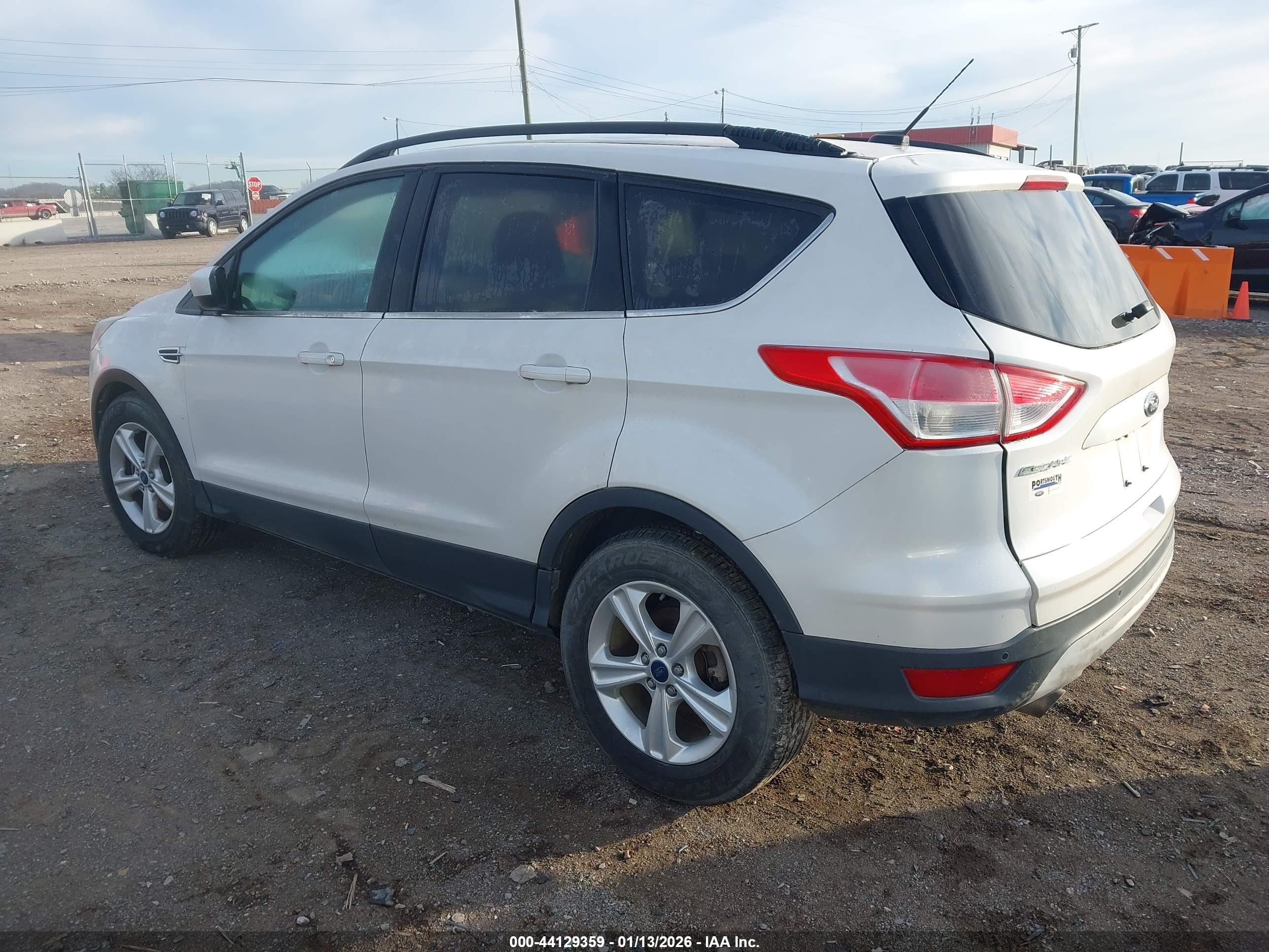 FORD ESCAPE image 3