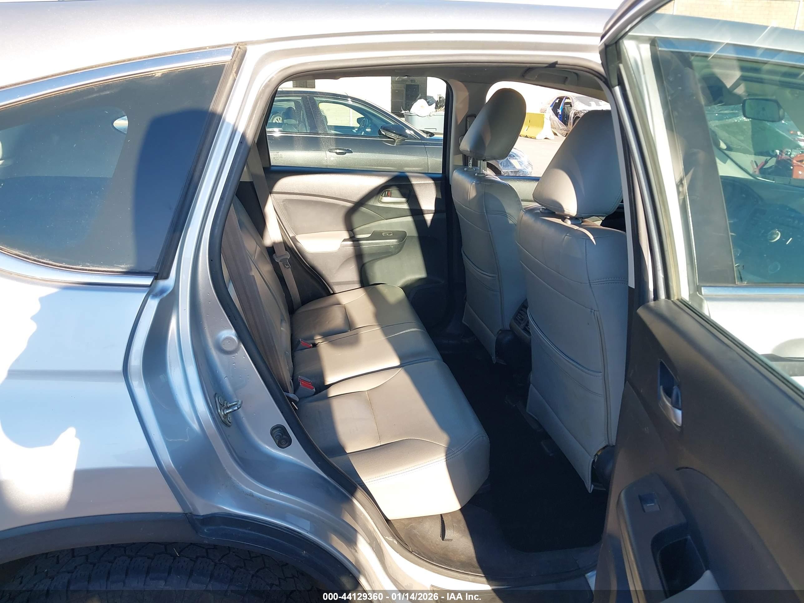 HONDA CR-V image 8
