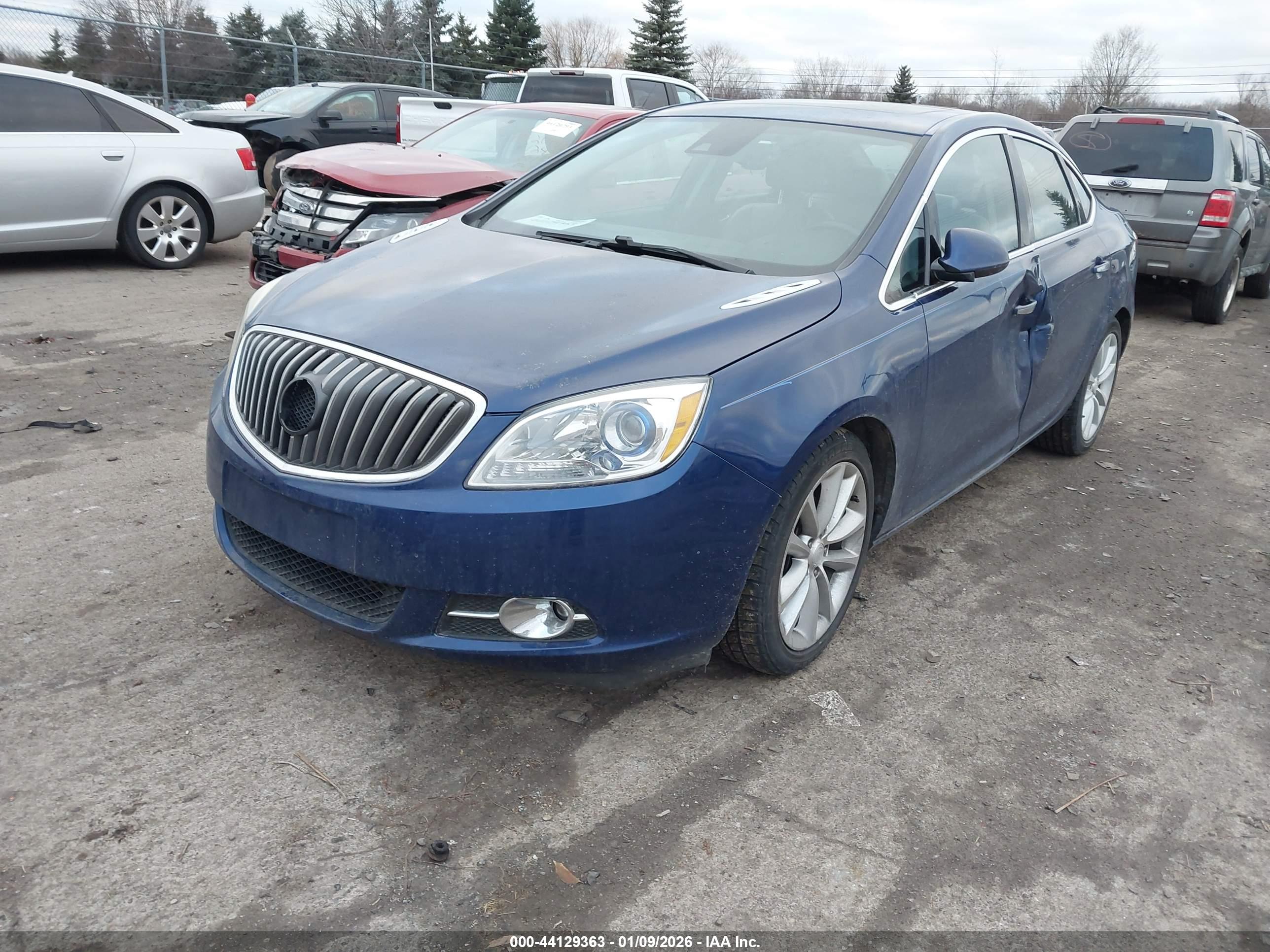 BUICK VERANO image 2