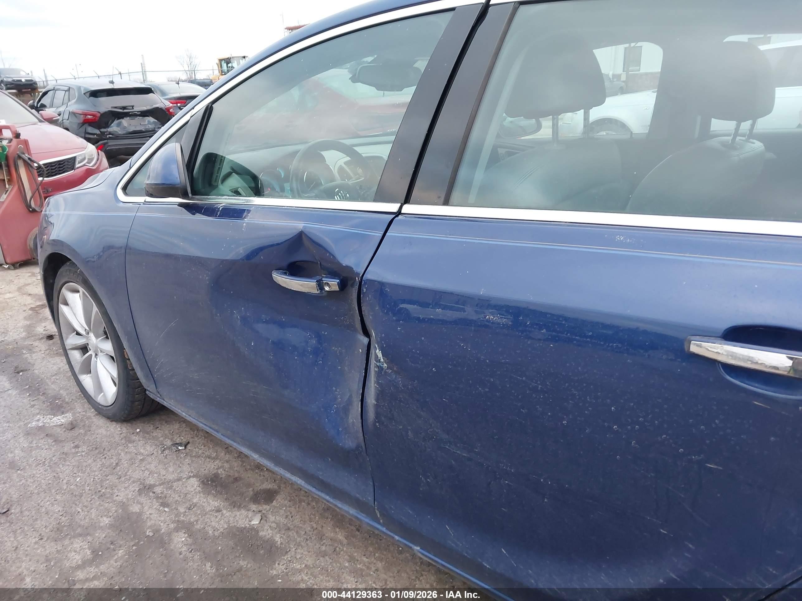 BUICK VERANO image 6