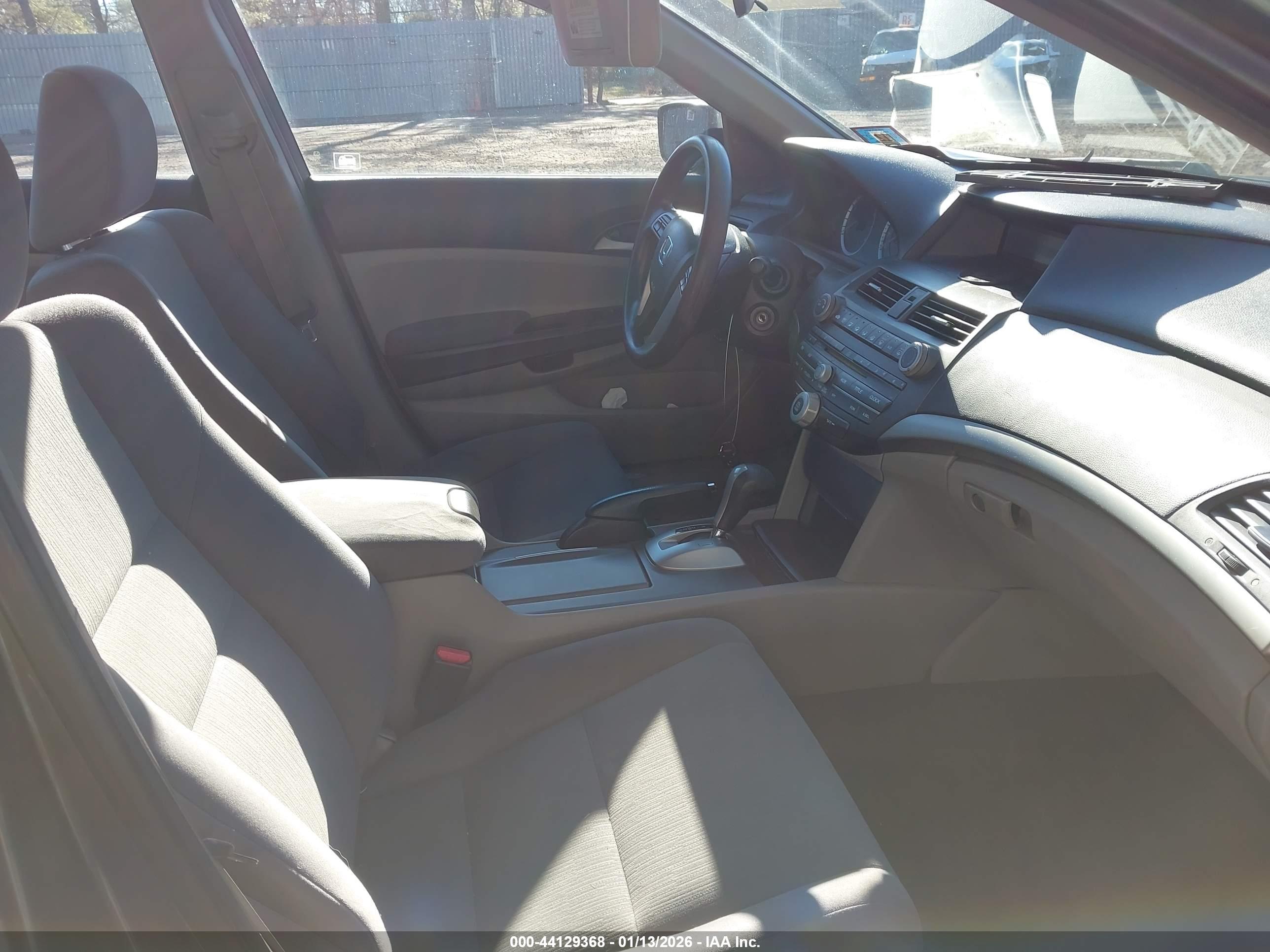 HONDA ACCORD image 5