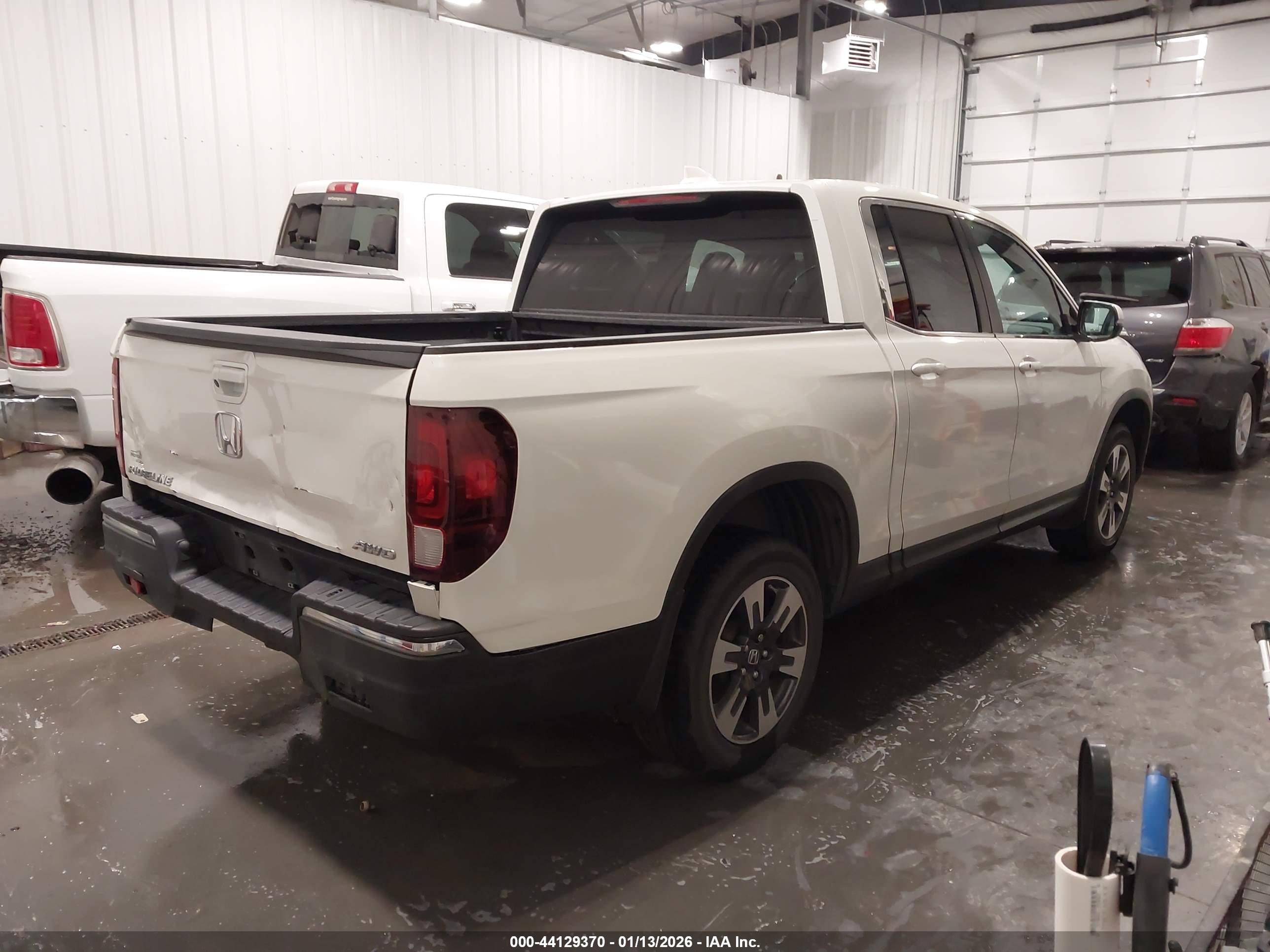 HONDA RIDGELINE image 4