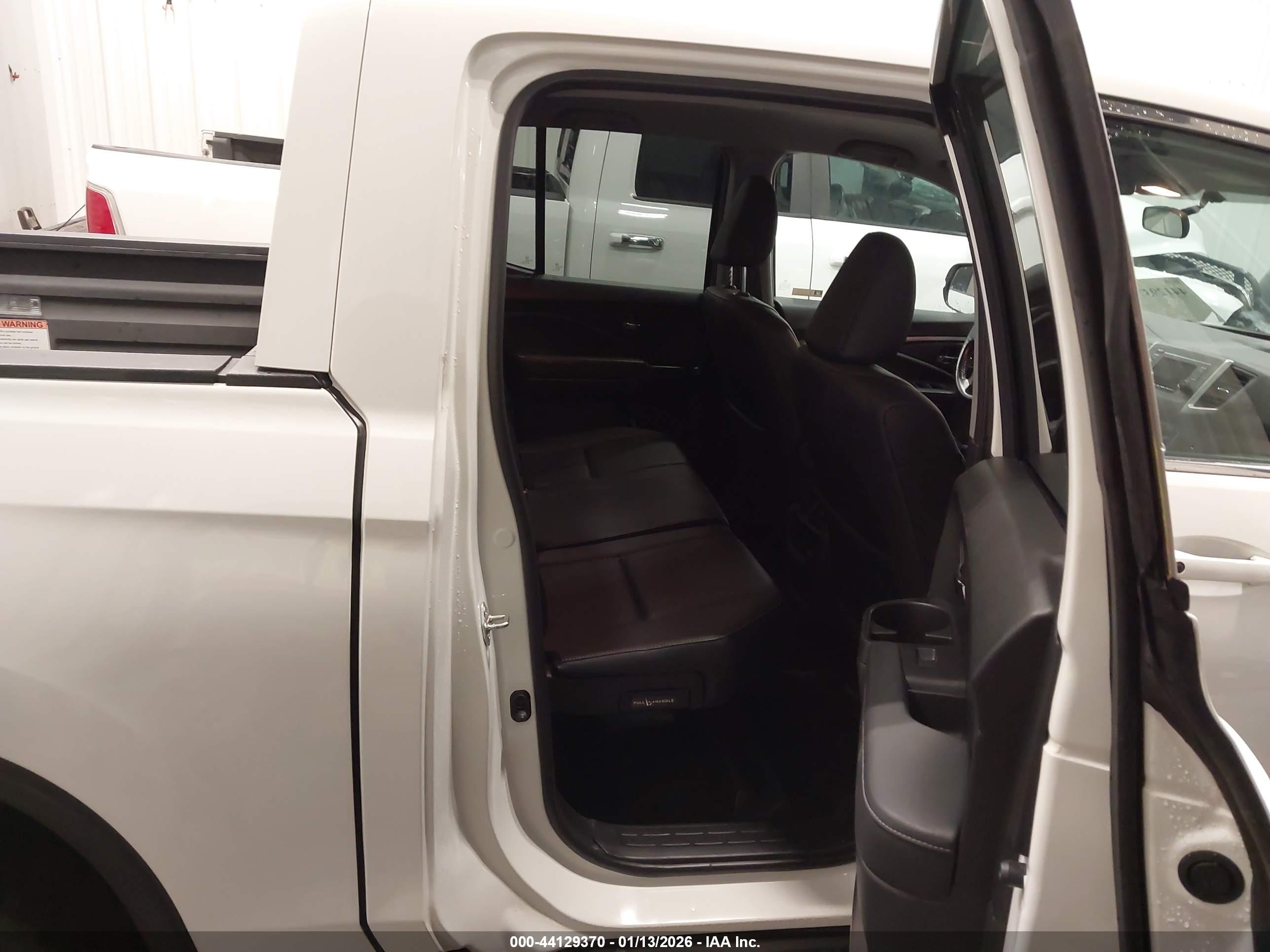 HONDA RIDGELINE image 8