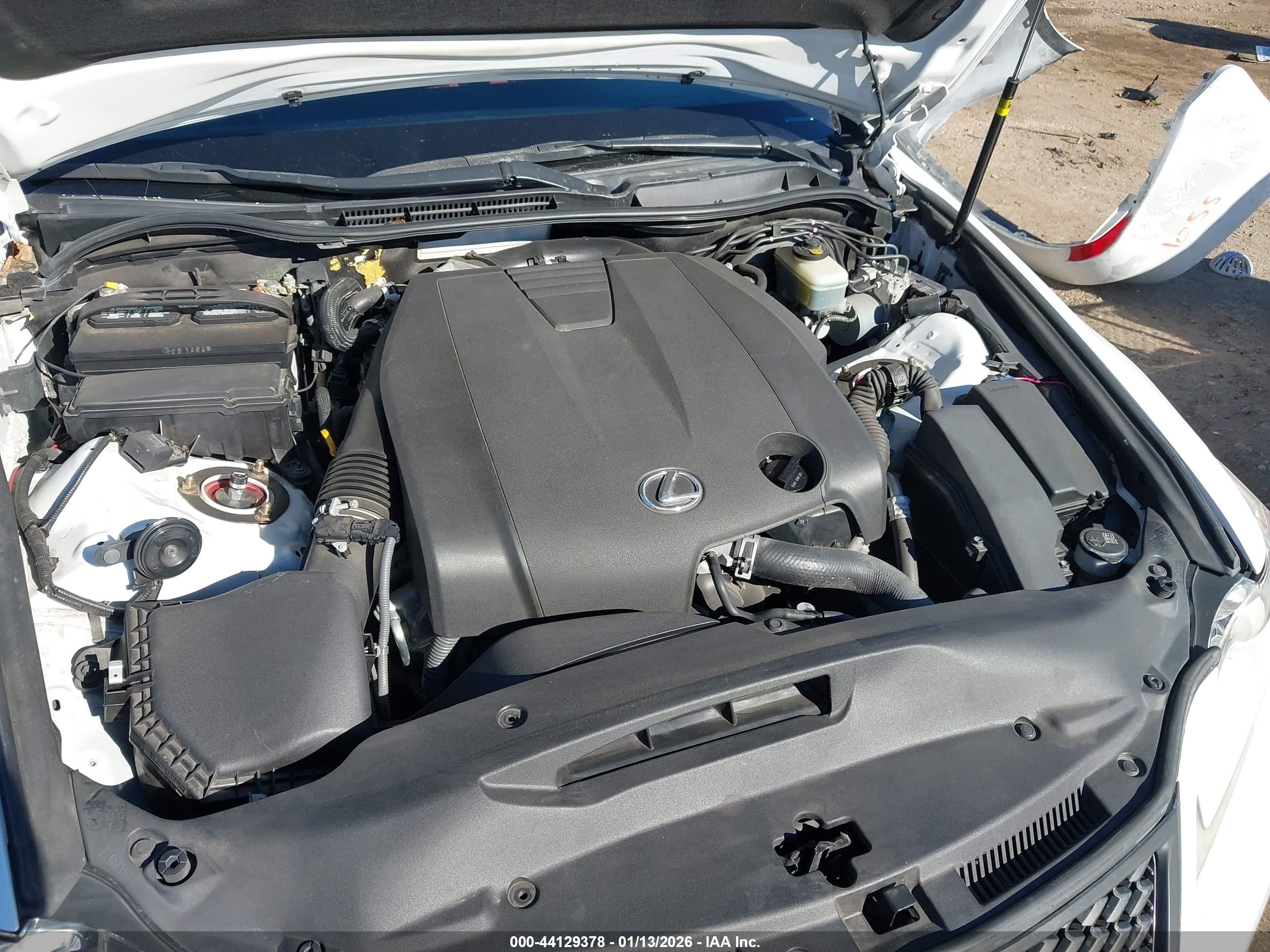 LEXUS IS image 10