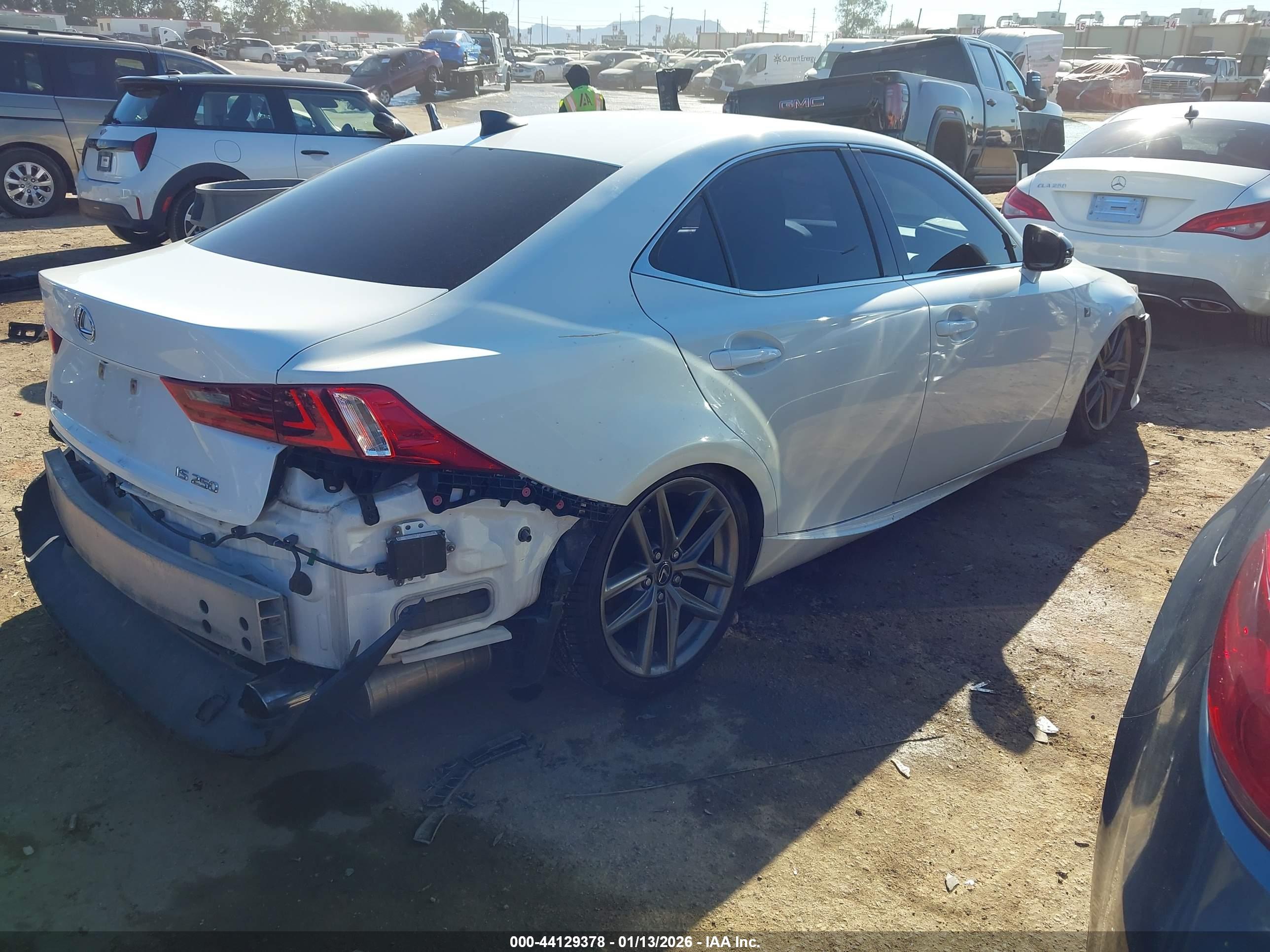 LEXUS IS image 4
