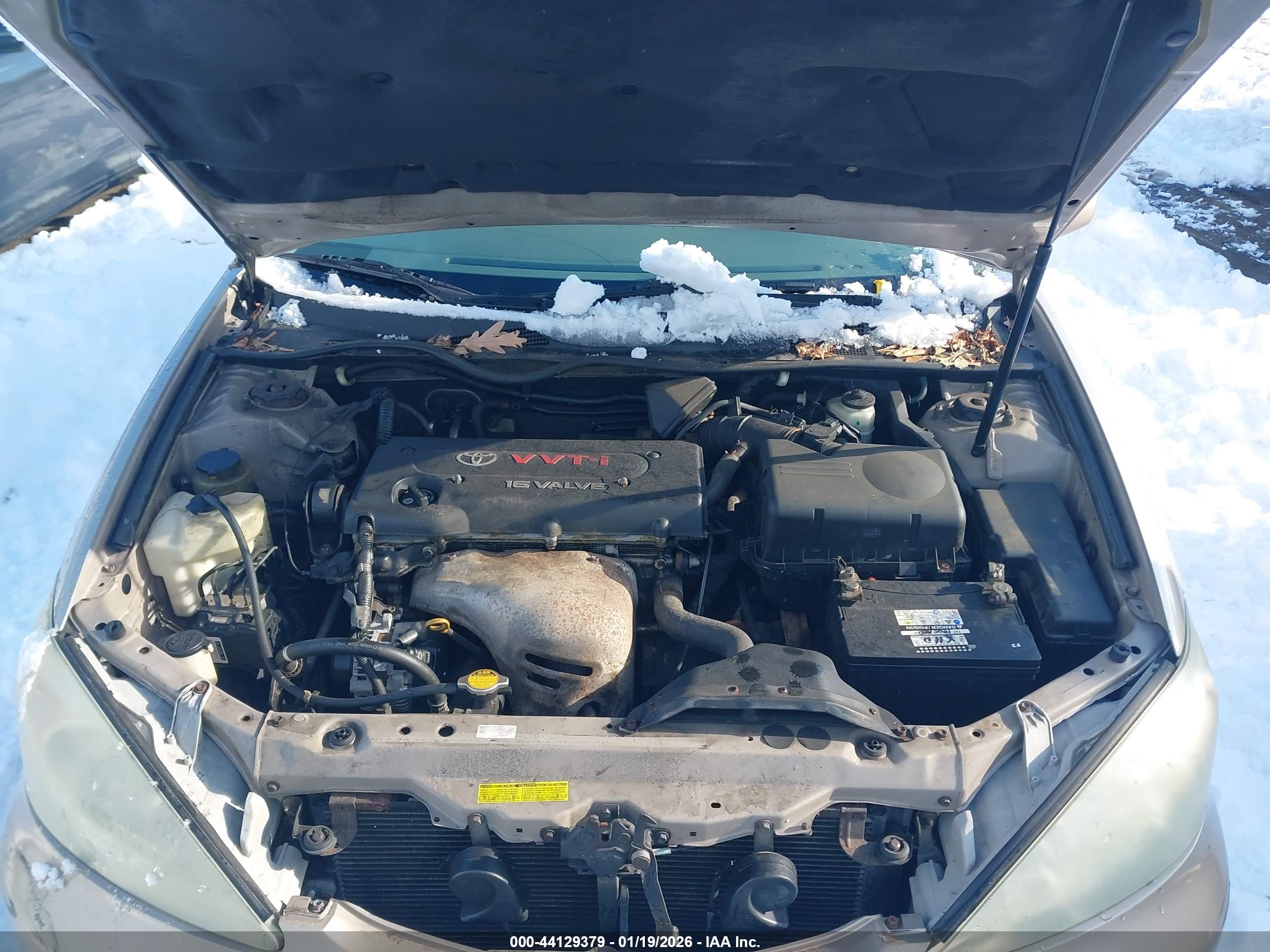 TOYOTA CAMRY image 10