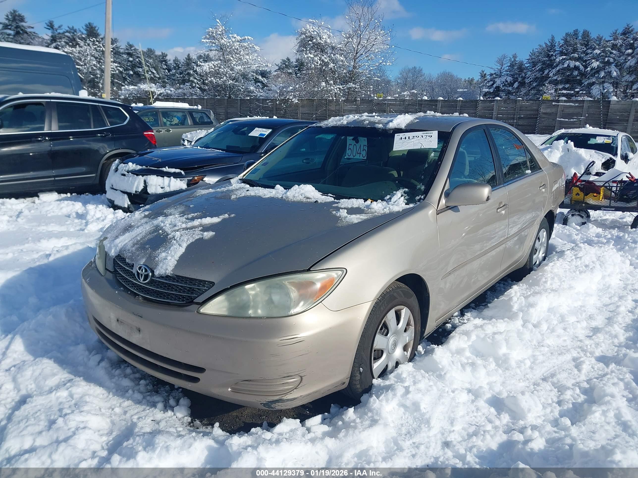 TOYOTA CAMRY image 2