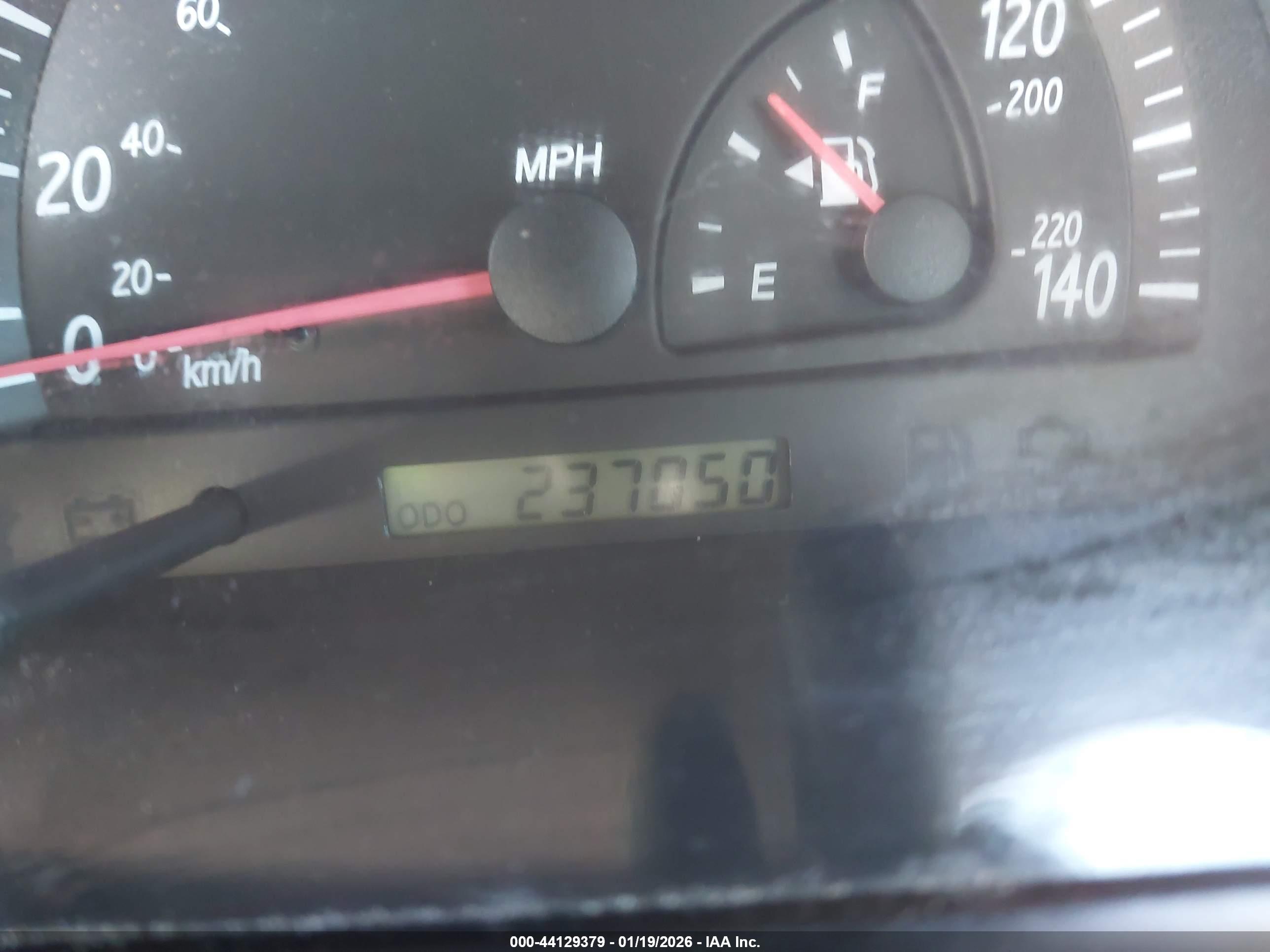 TOYOTA CAMRY image 7