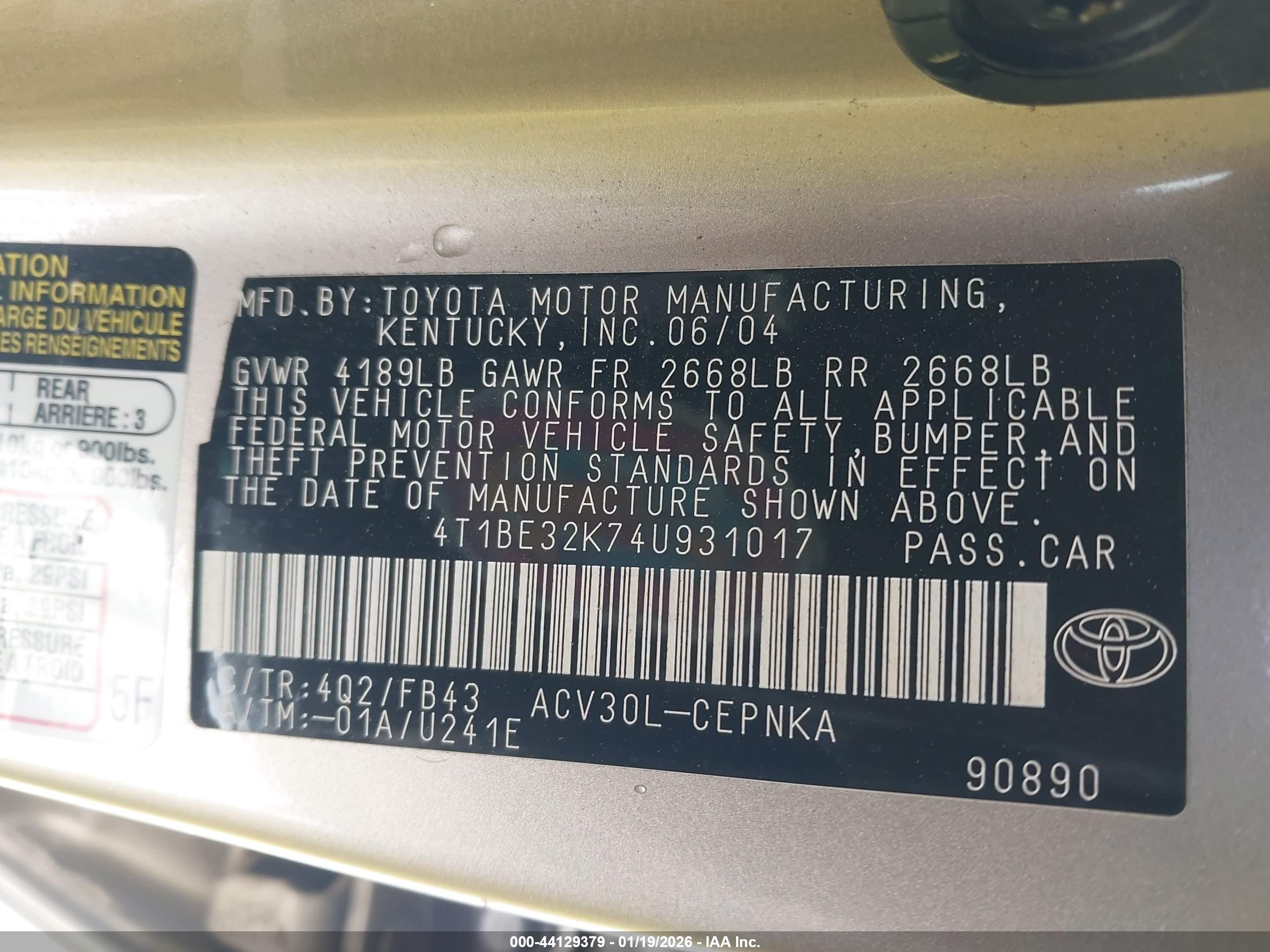 TOYOTA CAMRY image 9
