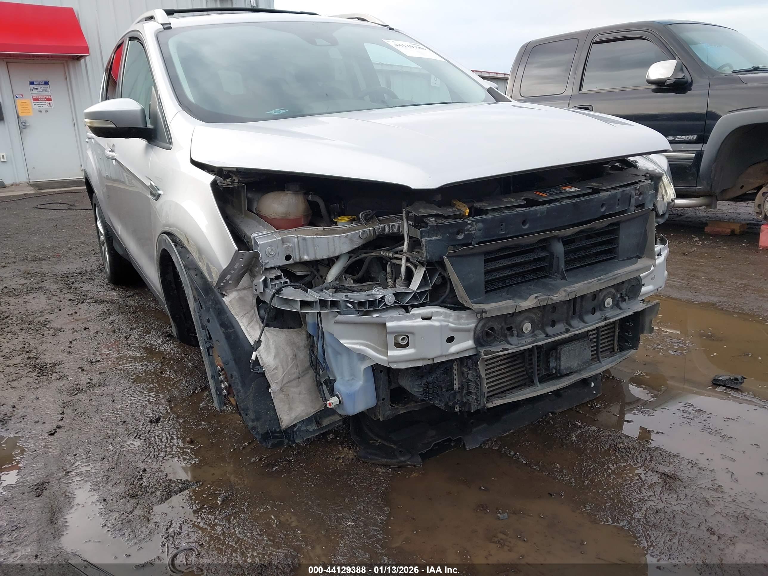 FORD ESCAPE image 6