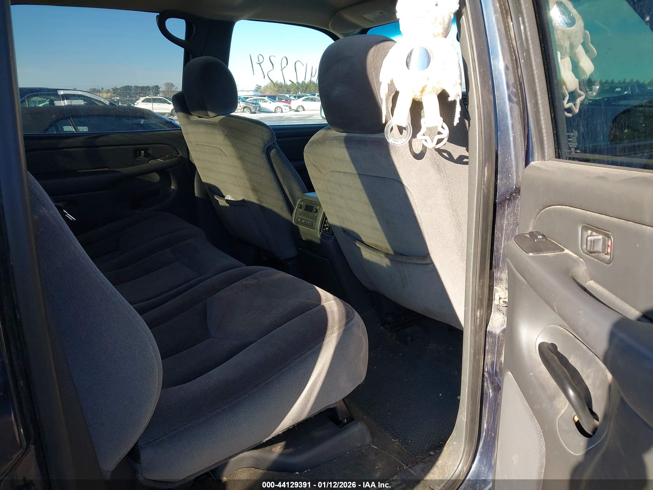 GMC SIERRA image 8
