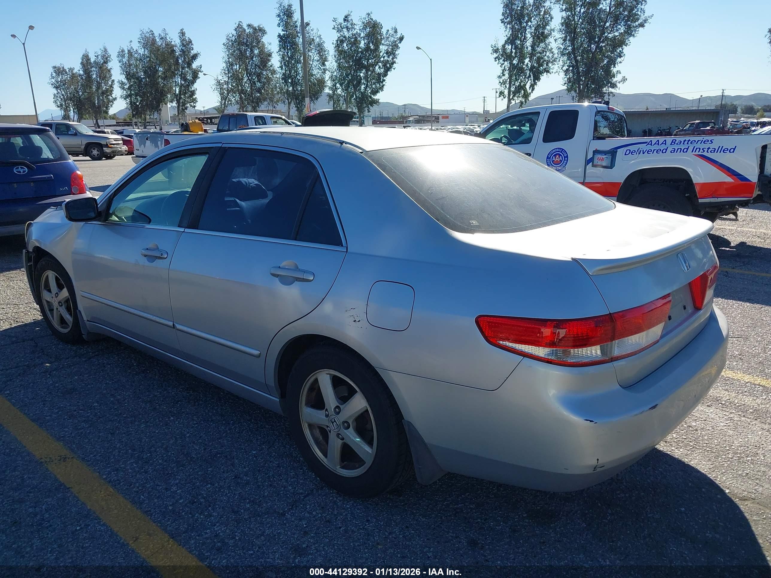 HONDA ACCORD image 3