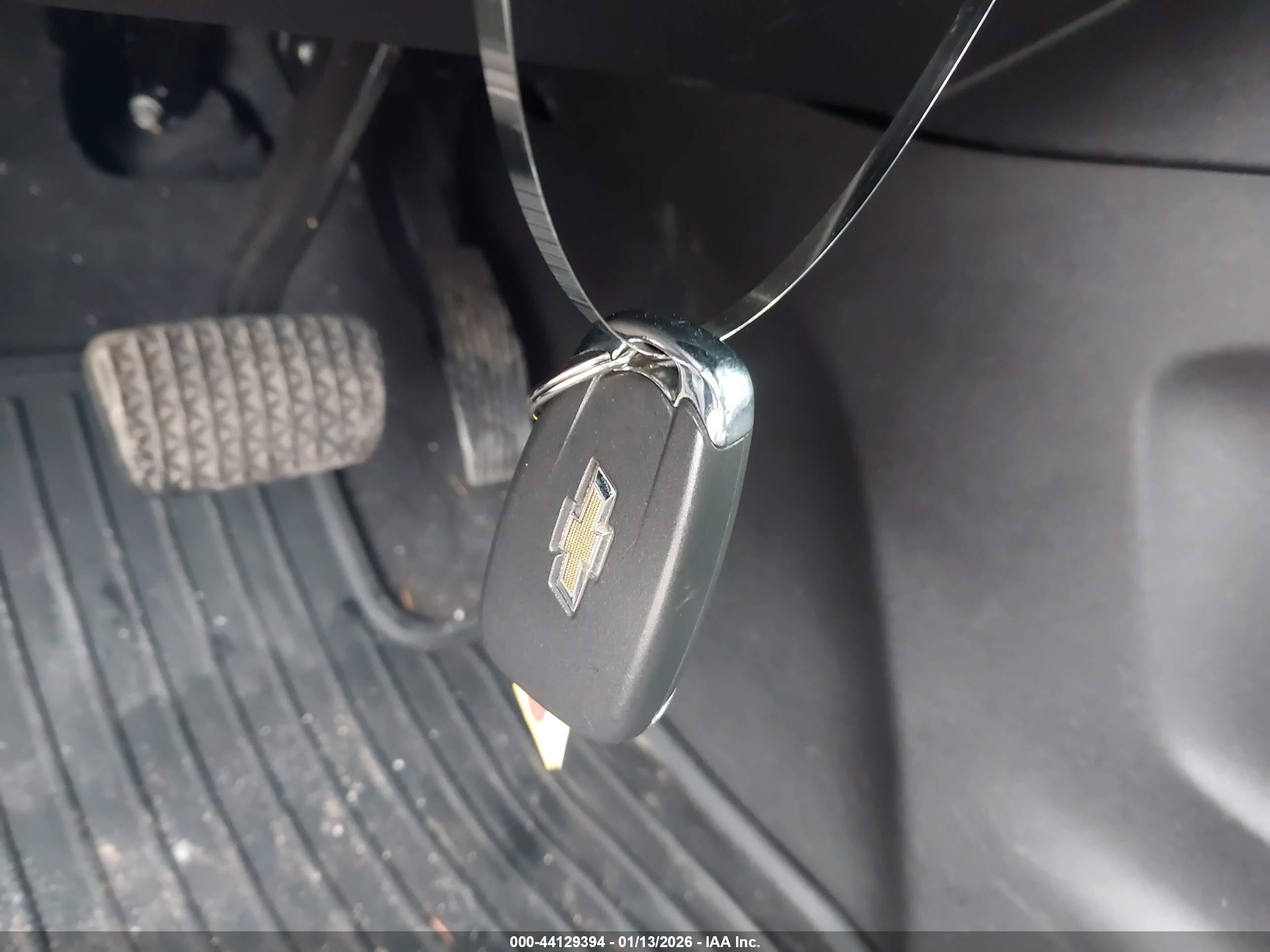 CHEVROLET EQUINOX image 11
