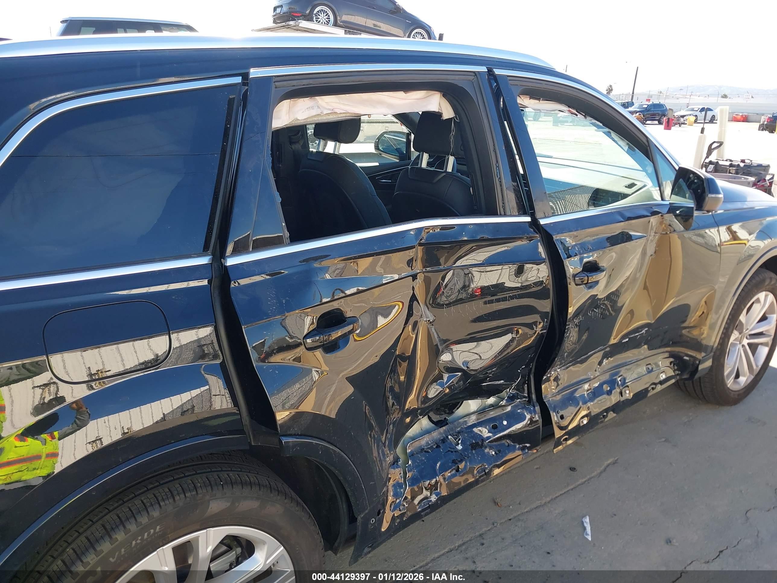 AUDI Q7 image 6