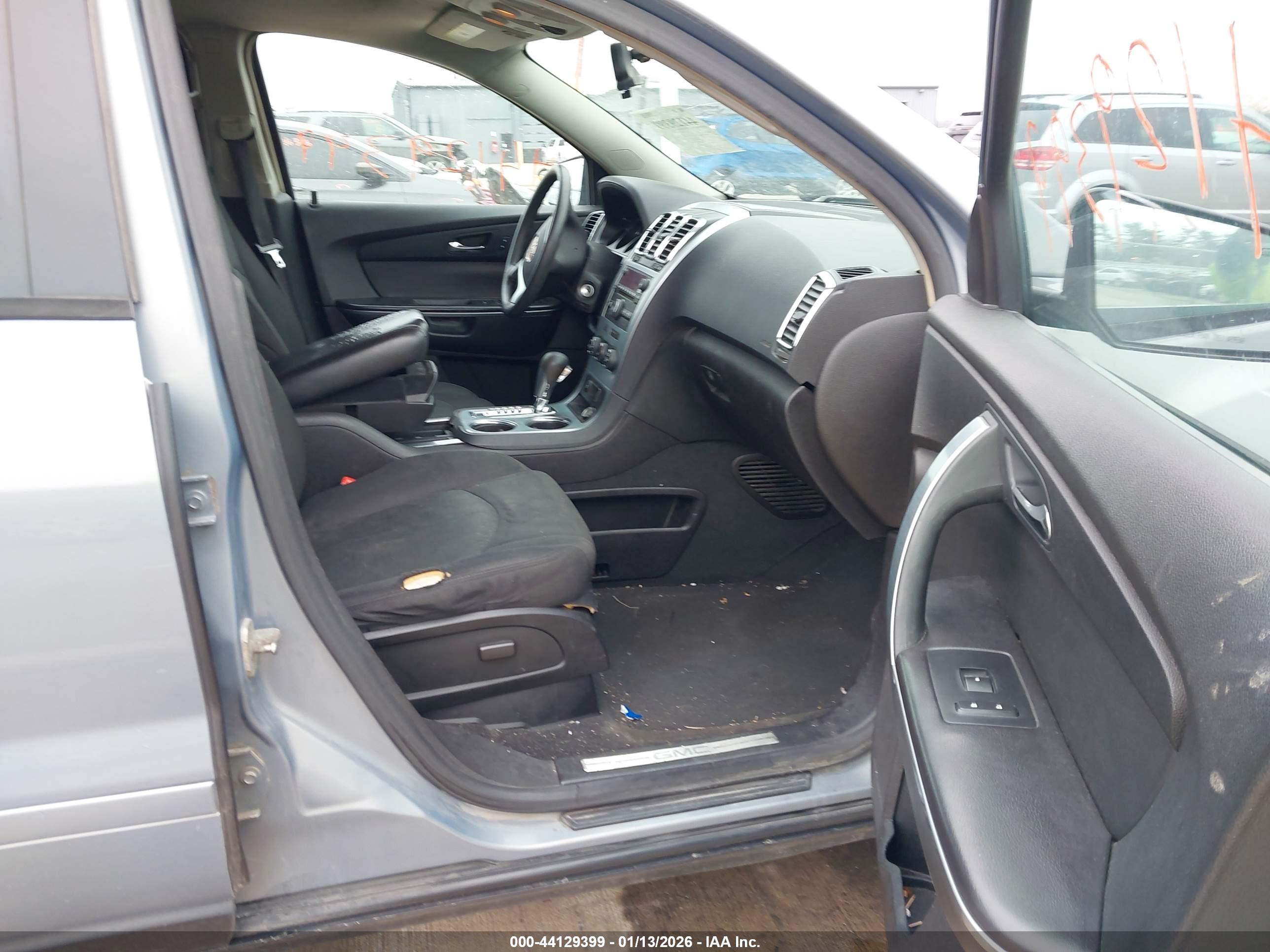 GMC ACADIA image 5
