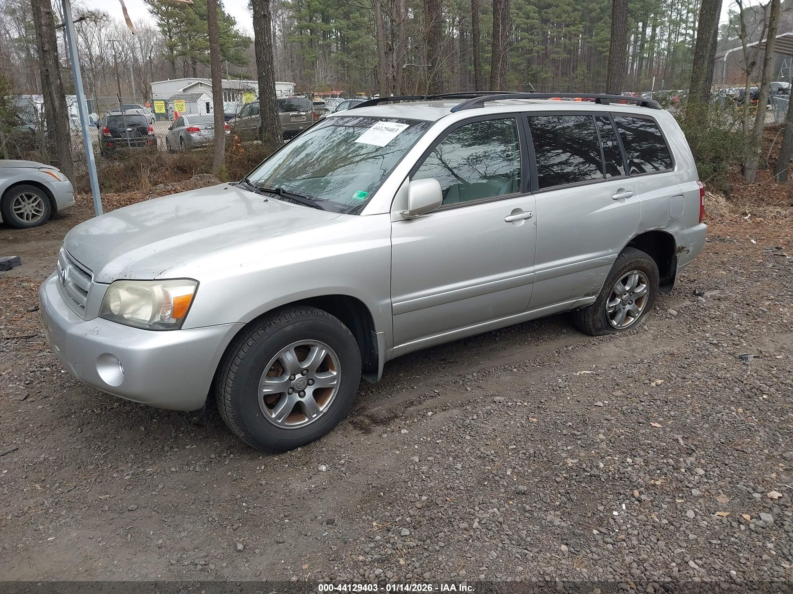 TOYOTA HIGHLANDER image 2