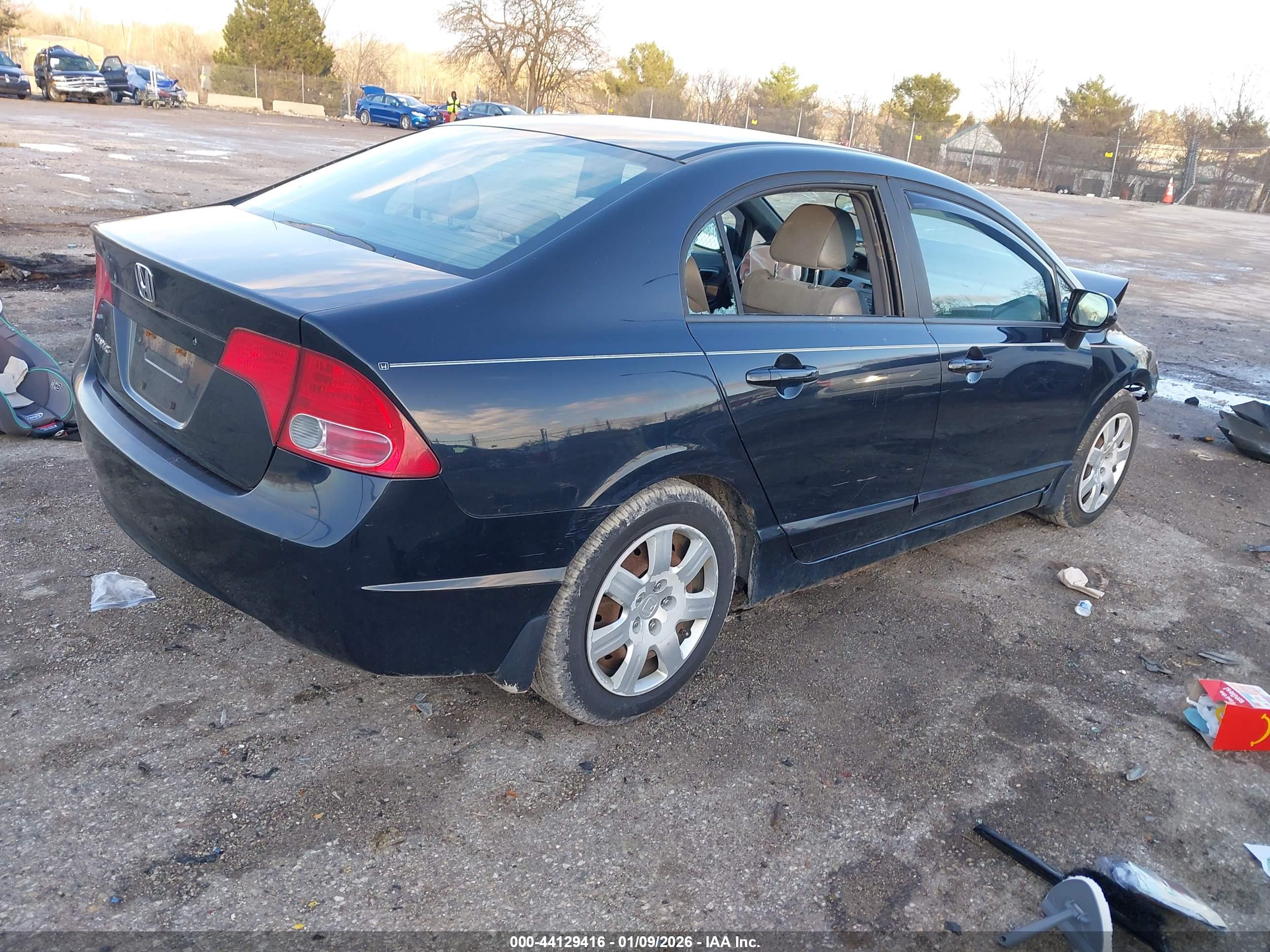 HONDA CIVIC image 4