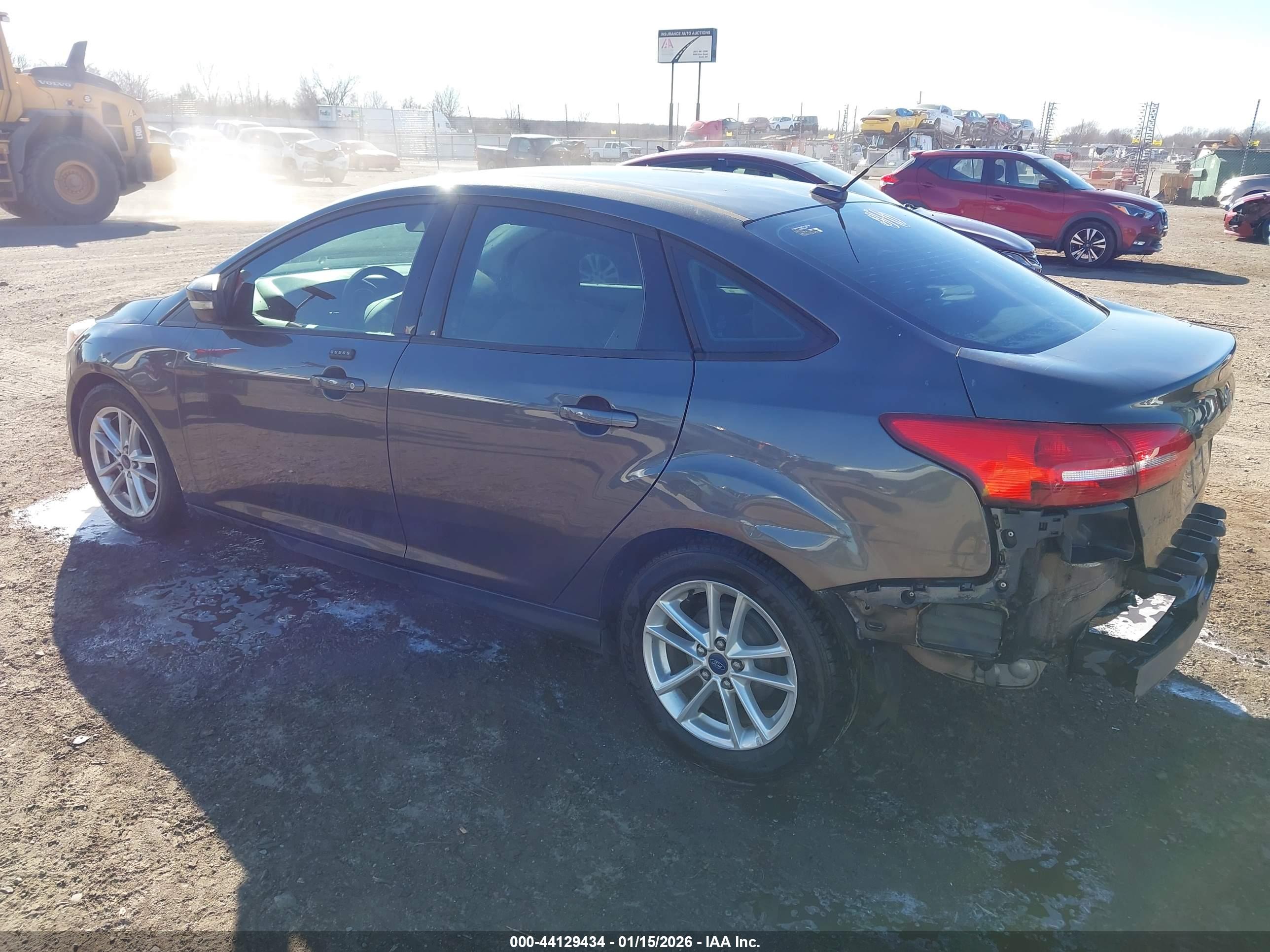 FORD FOCUS image 3