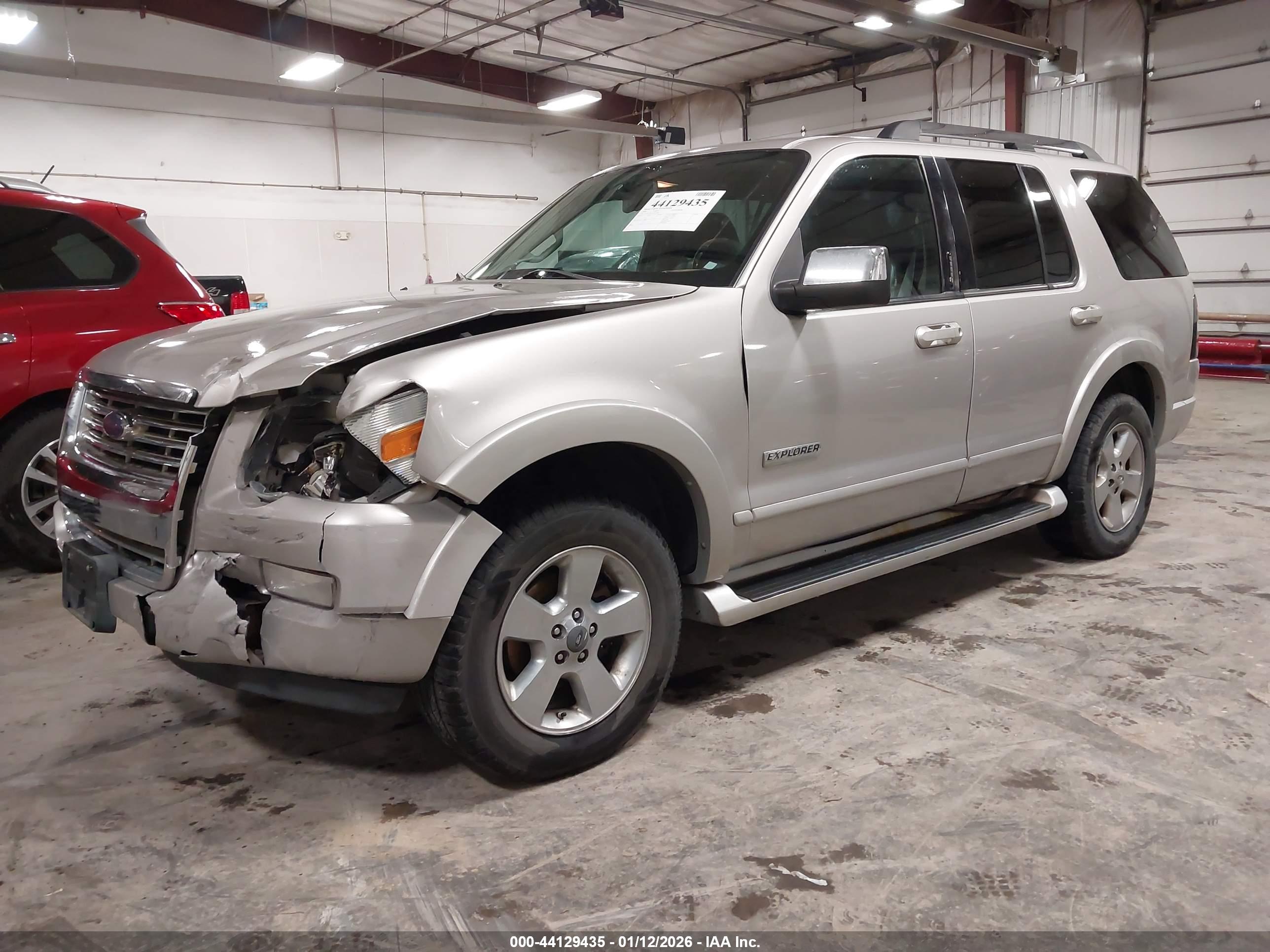 FORD EXPLORER image 2