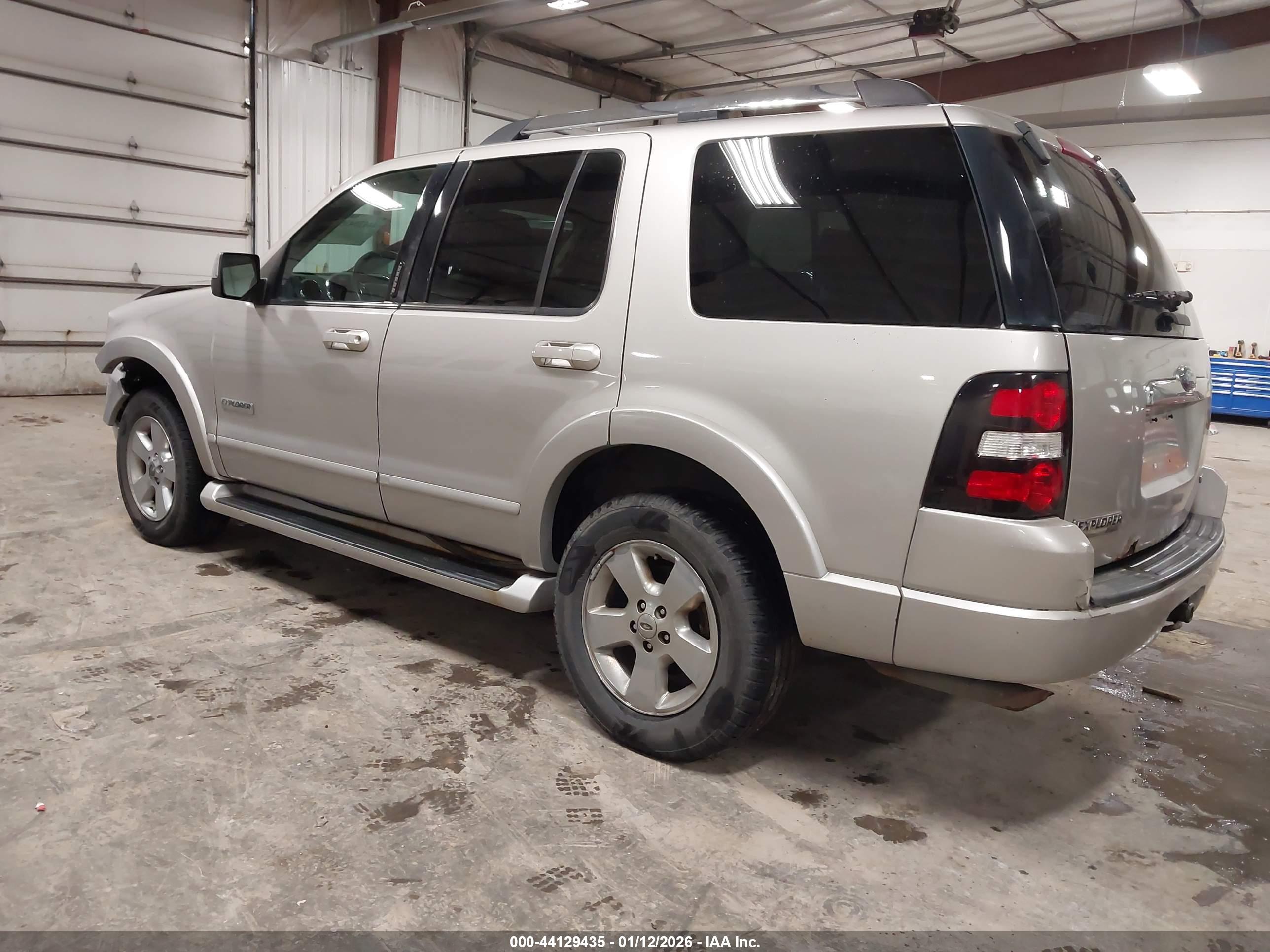 FORD EXPLORER image 3
