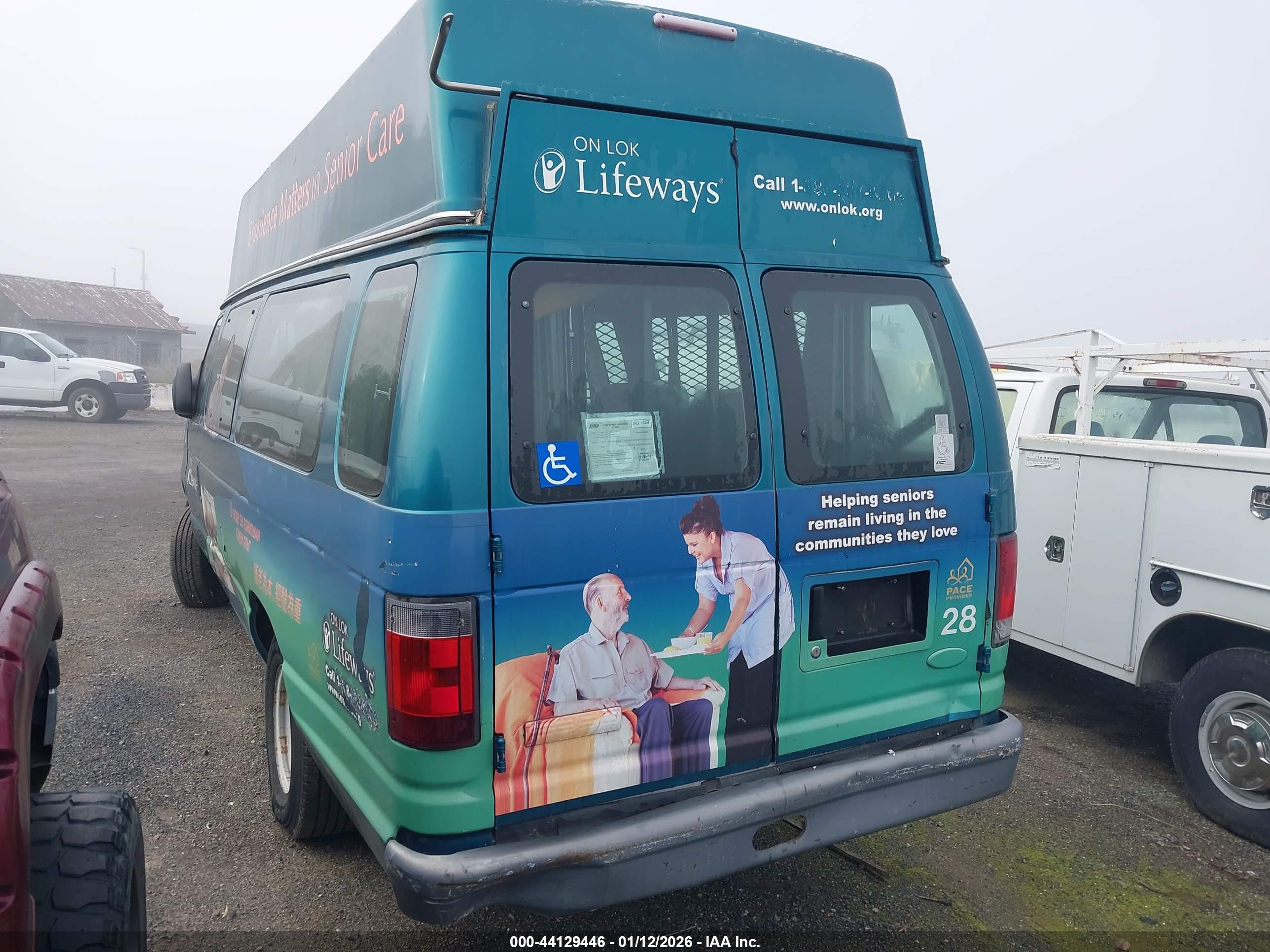 FORD E-350 image 3