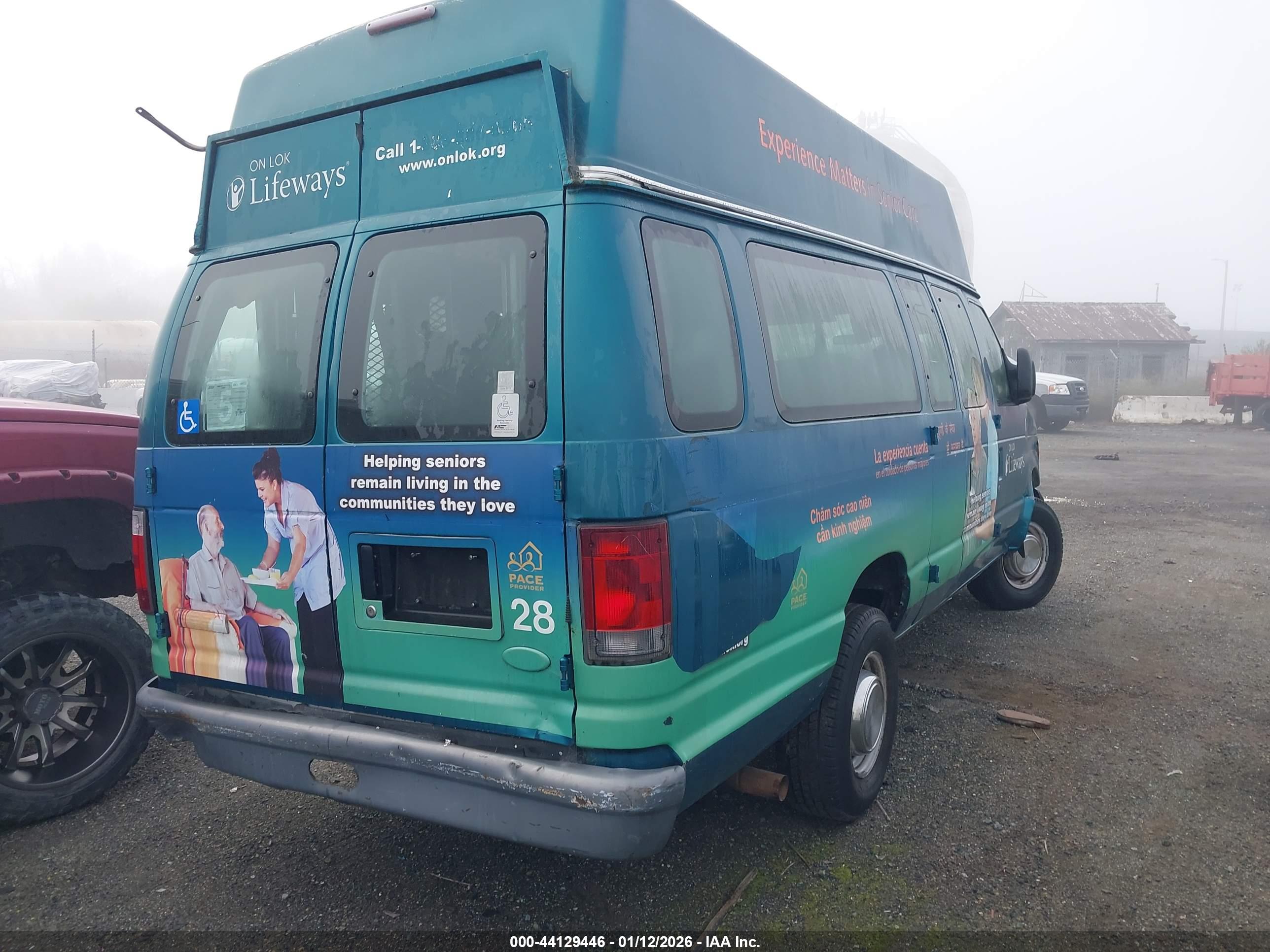 FORD E-350 image 4