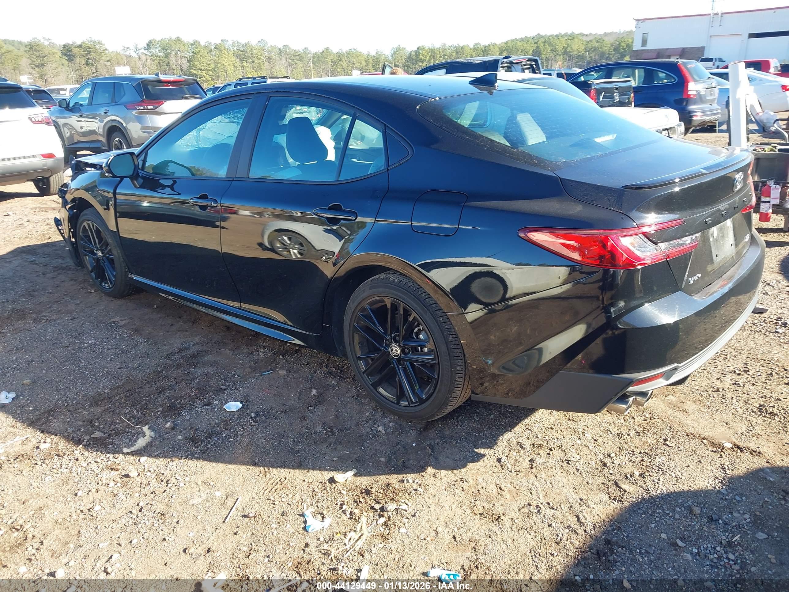 TOYOTA CAMRY image 3