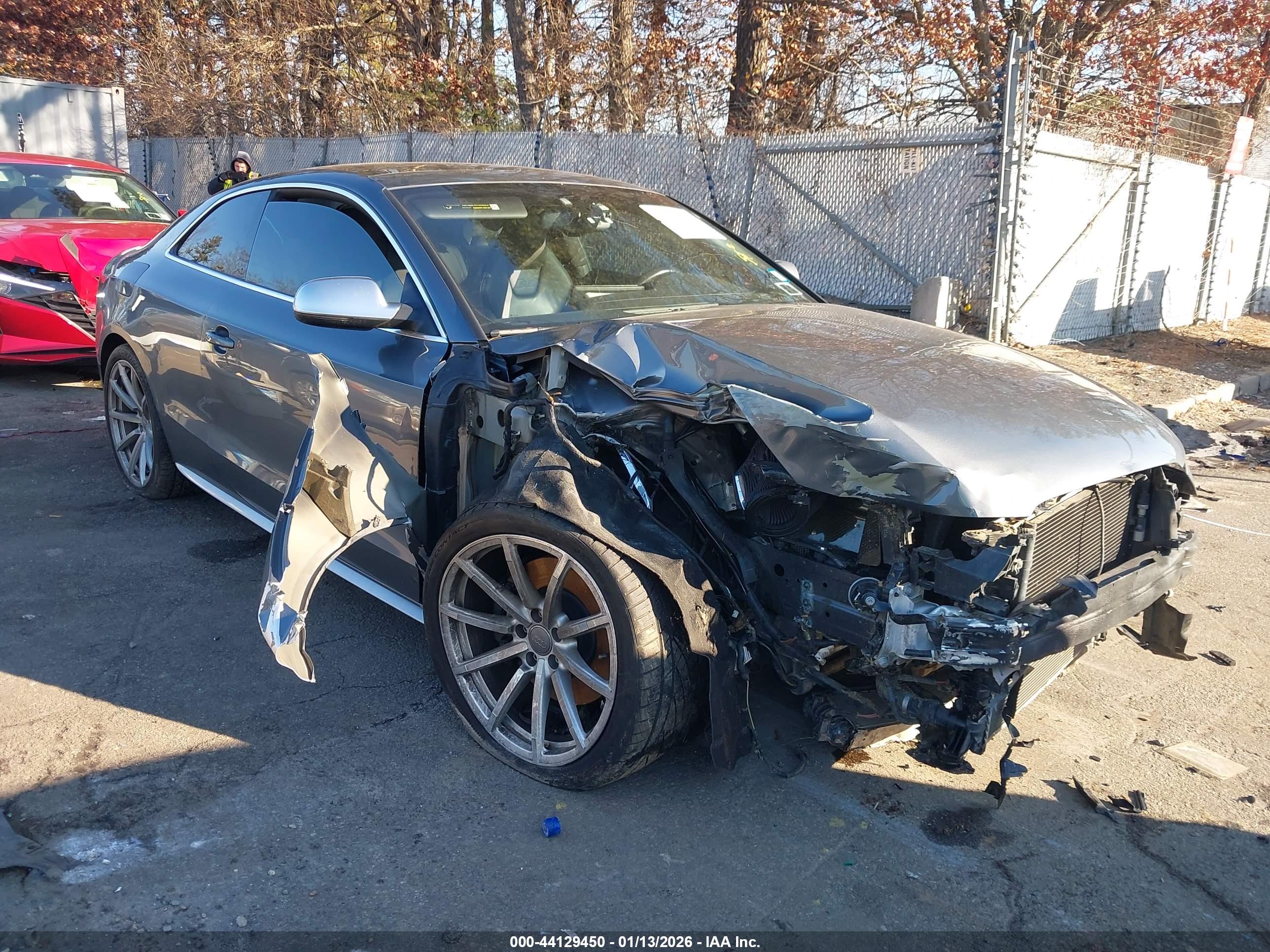 AUDI S5 image 6