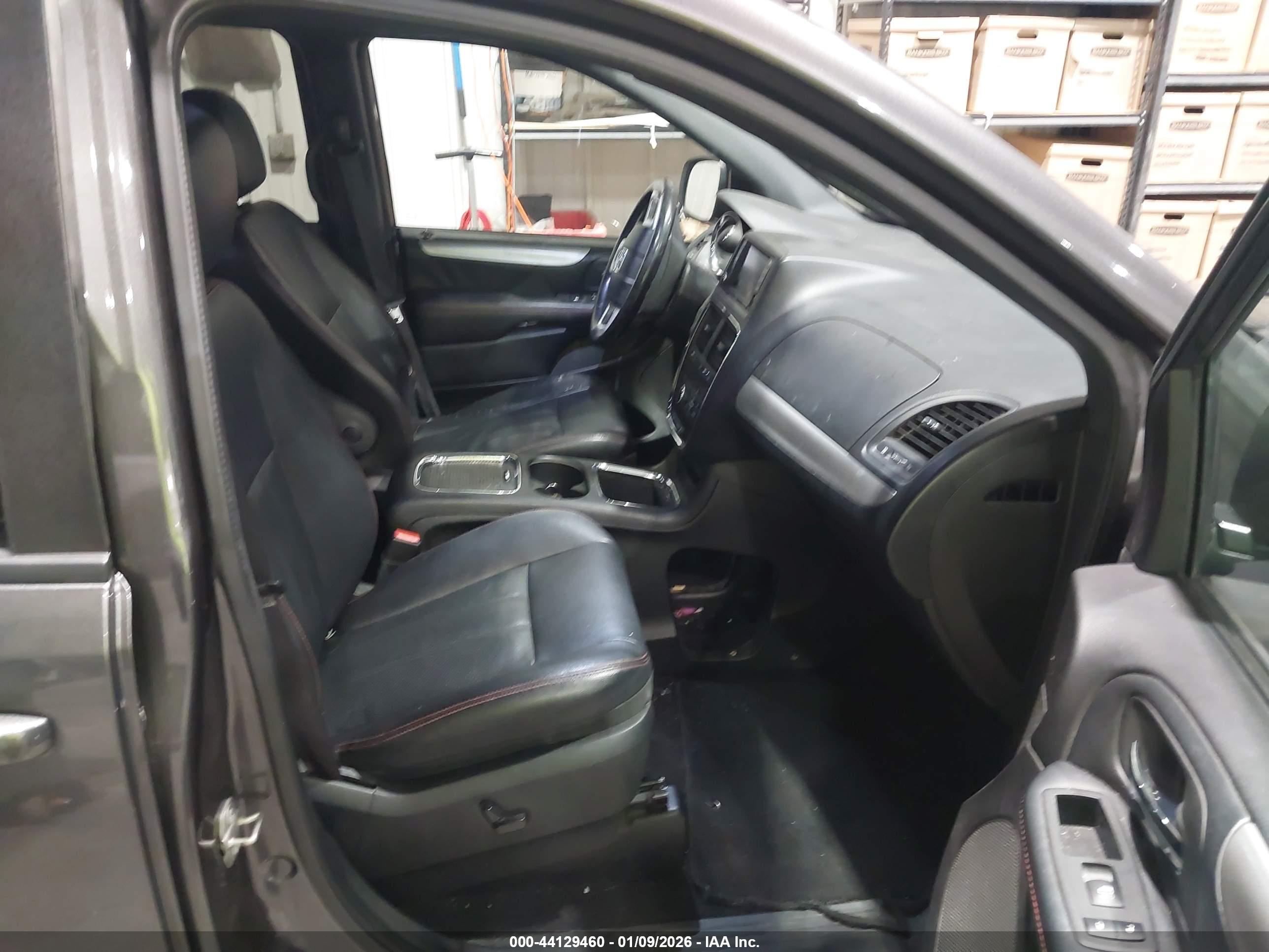 DODGE GRAND image 5