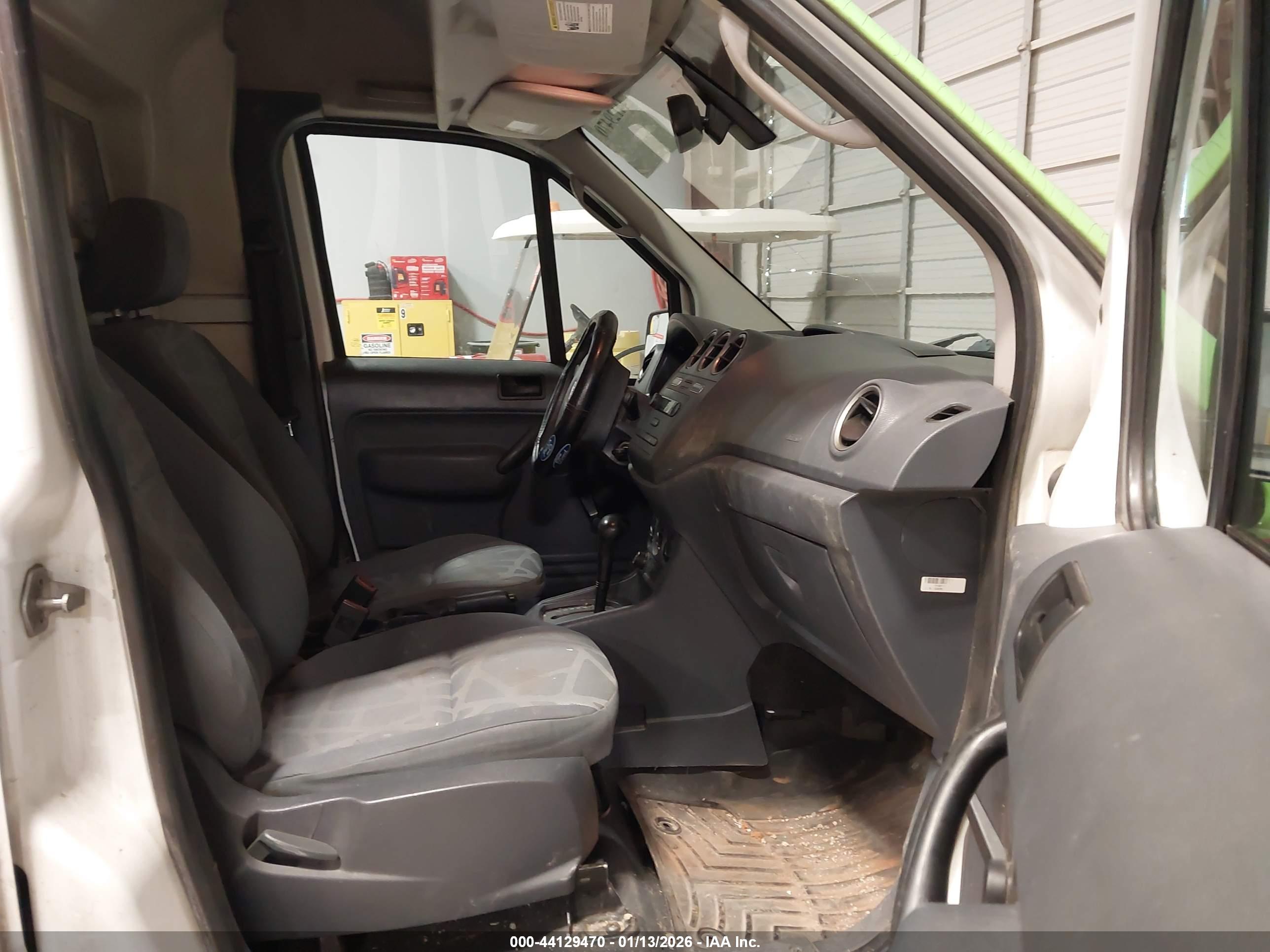 FORD TRANSIT image 5