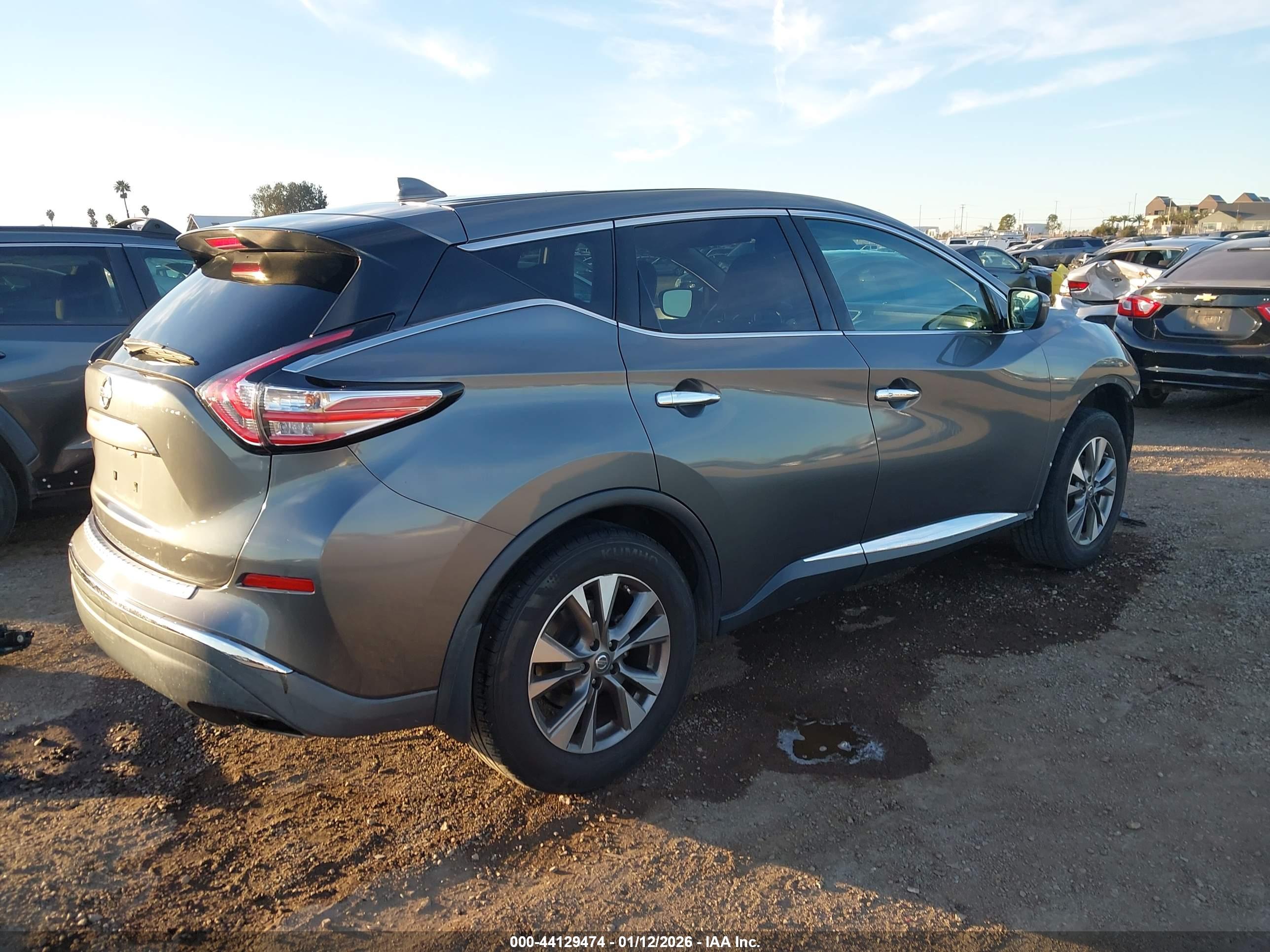 NISSAN MURANO image 4
