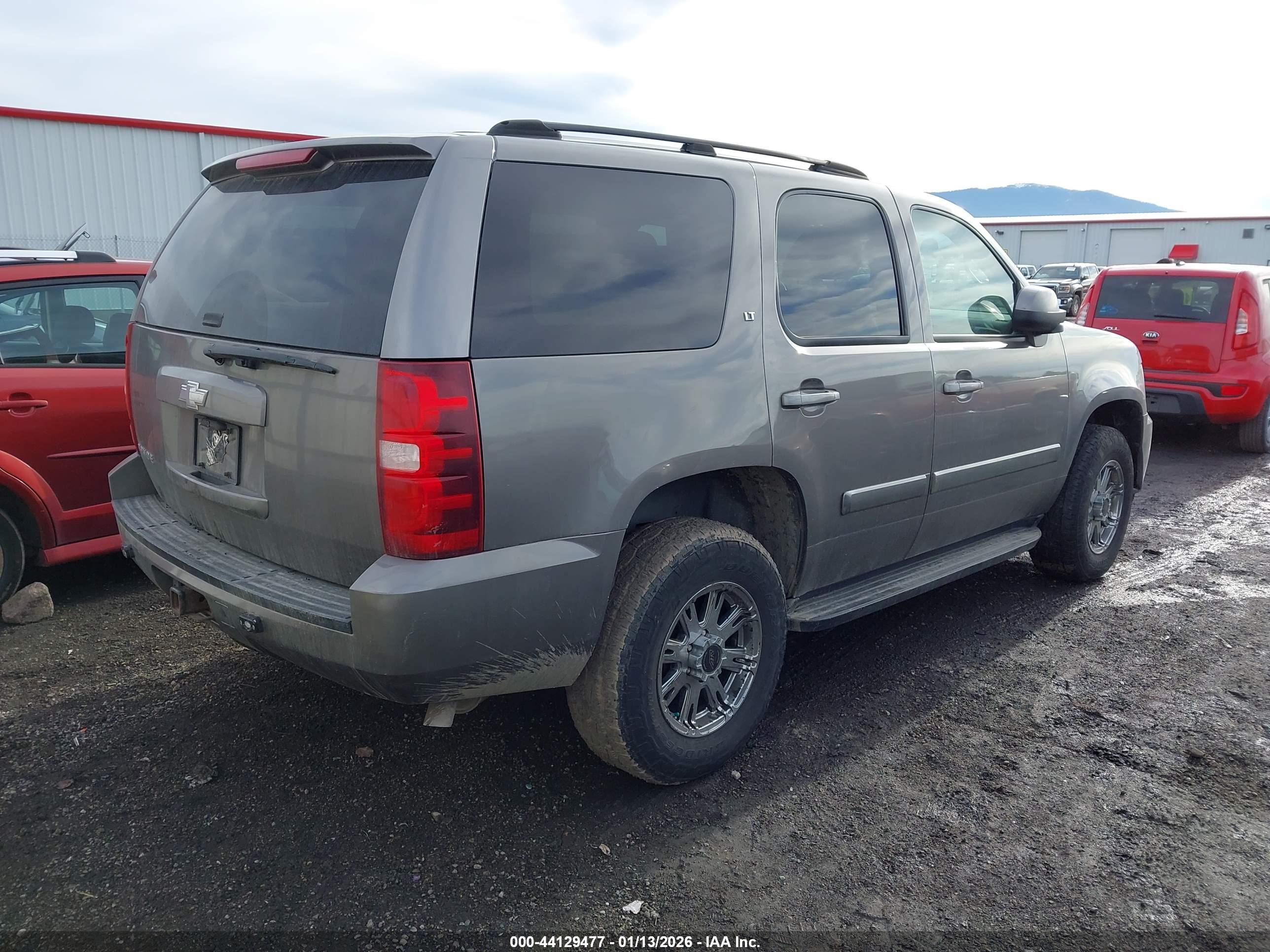 CHEVROLET TAHOE image 4