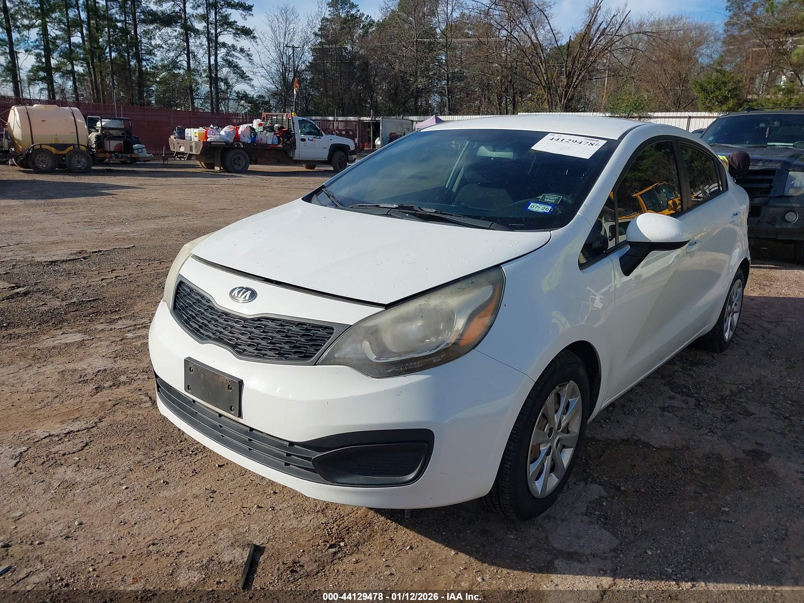 KIA RIO image 2