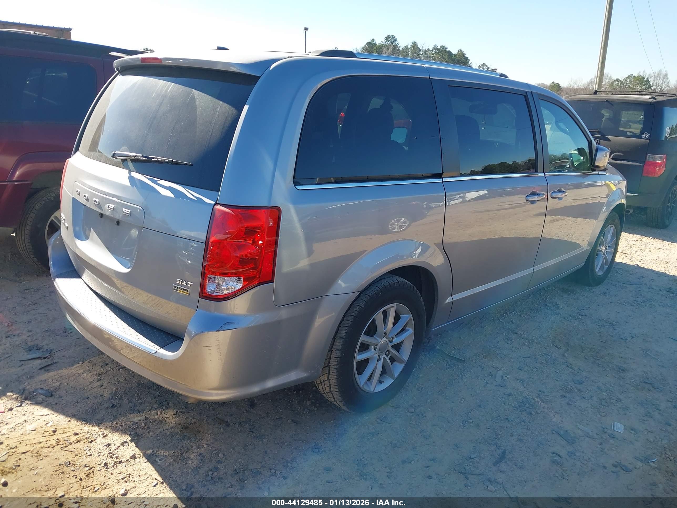 DODGE GRAND image 4