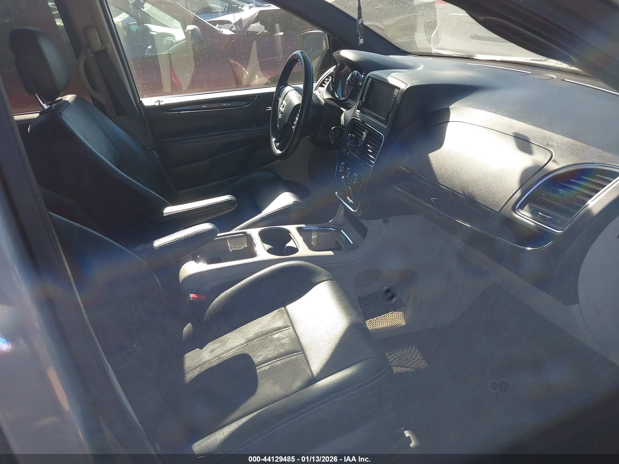 DODGE GRAND image 5