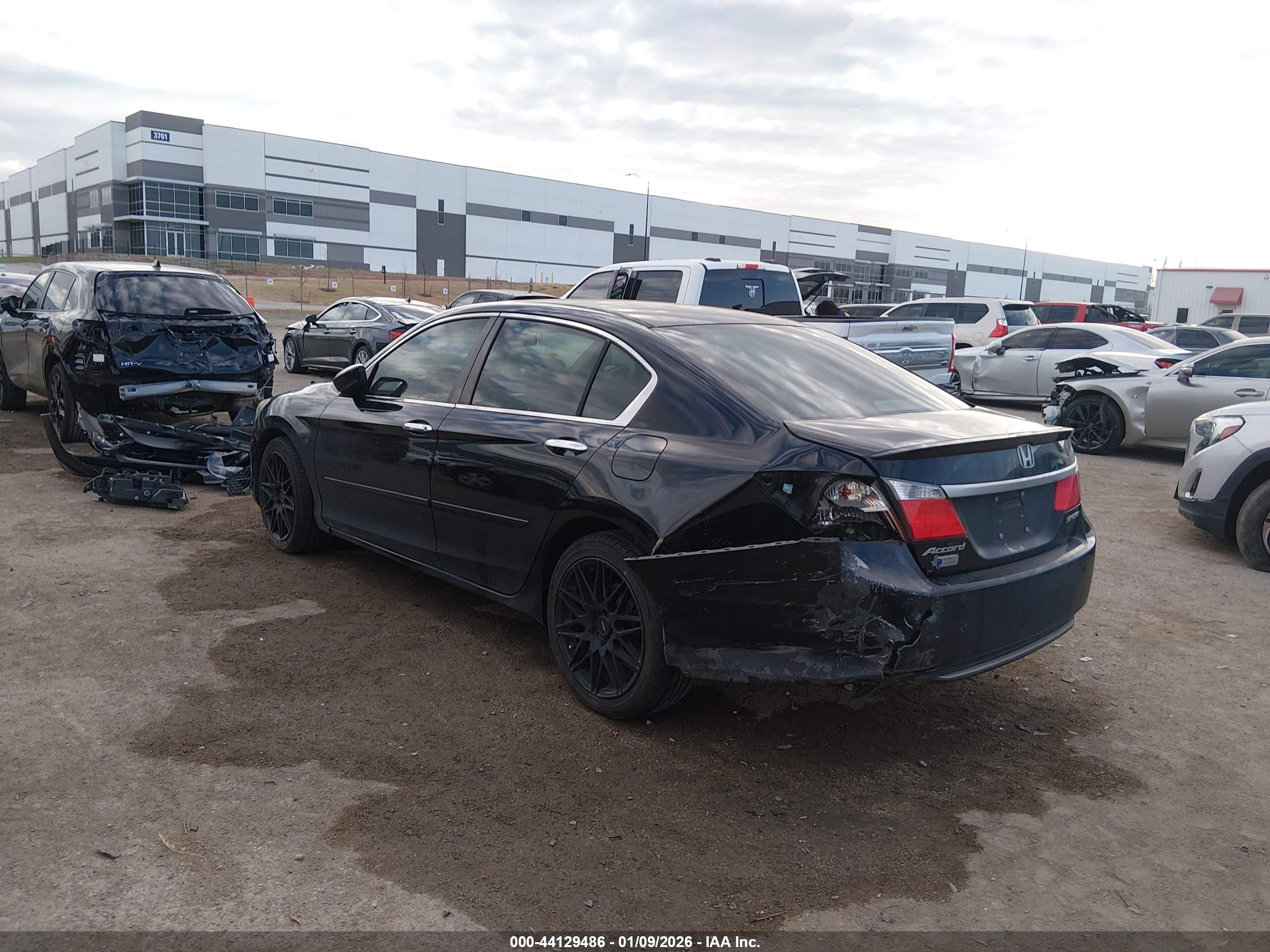HONDA ACCORD image 3