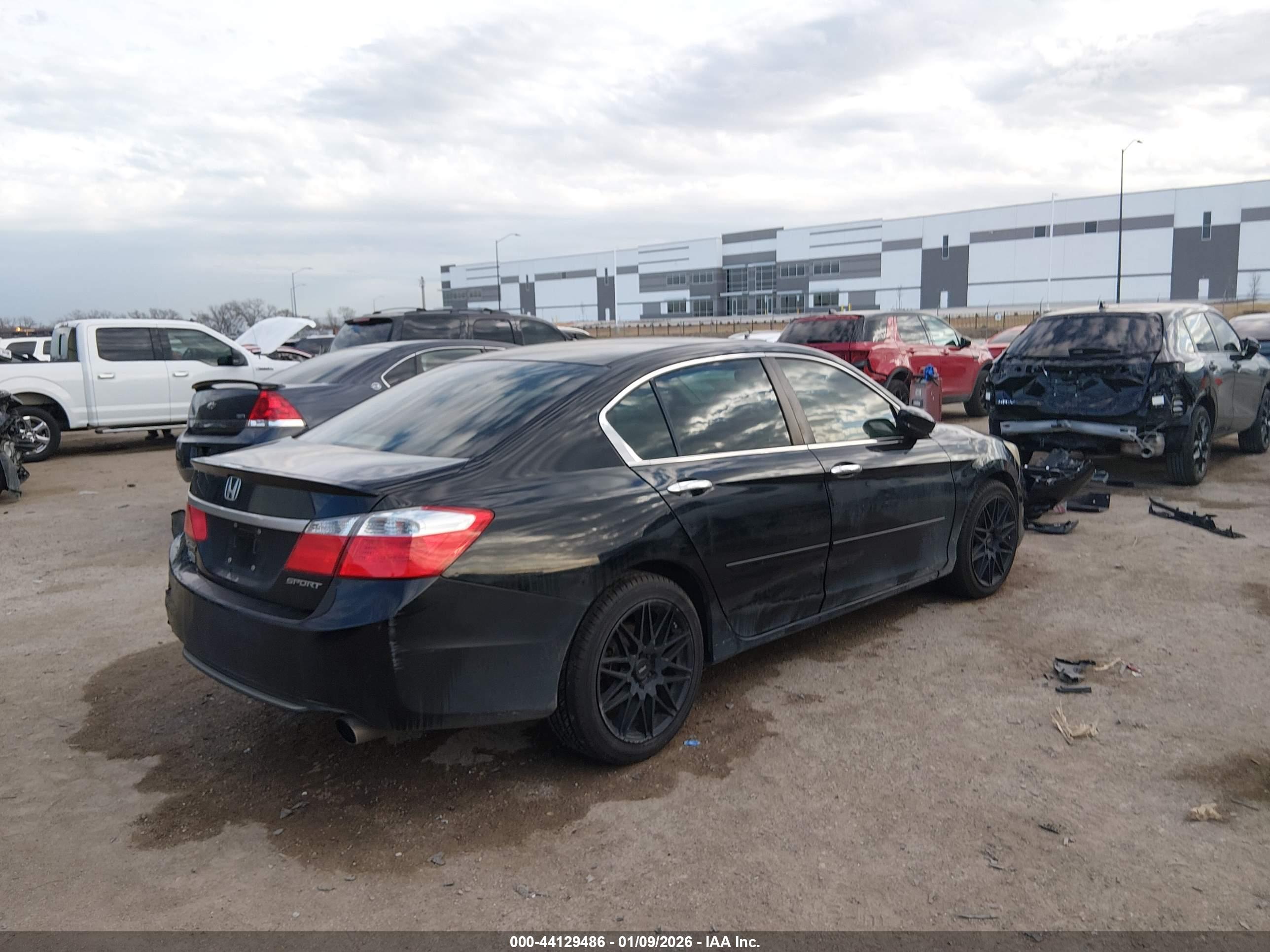 HONDA ACCORD image 4