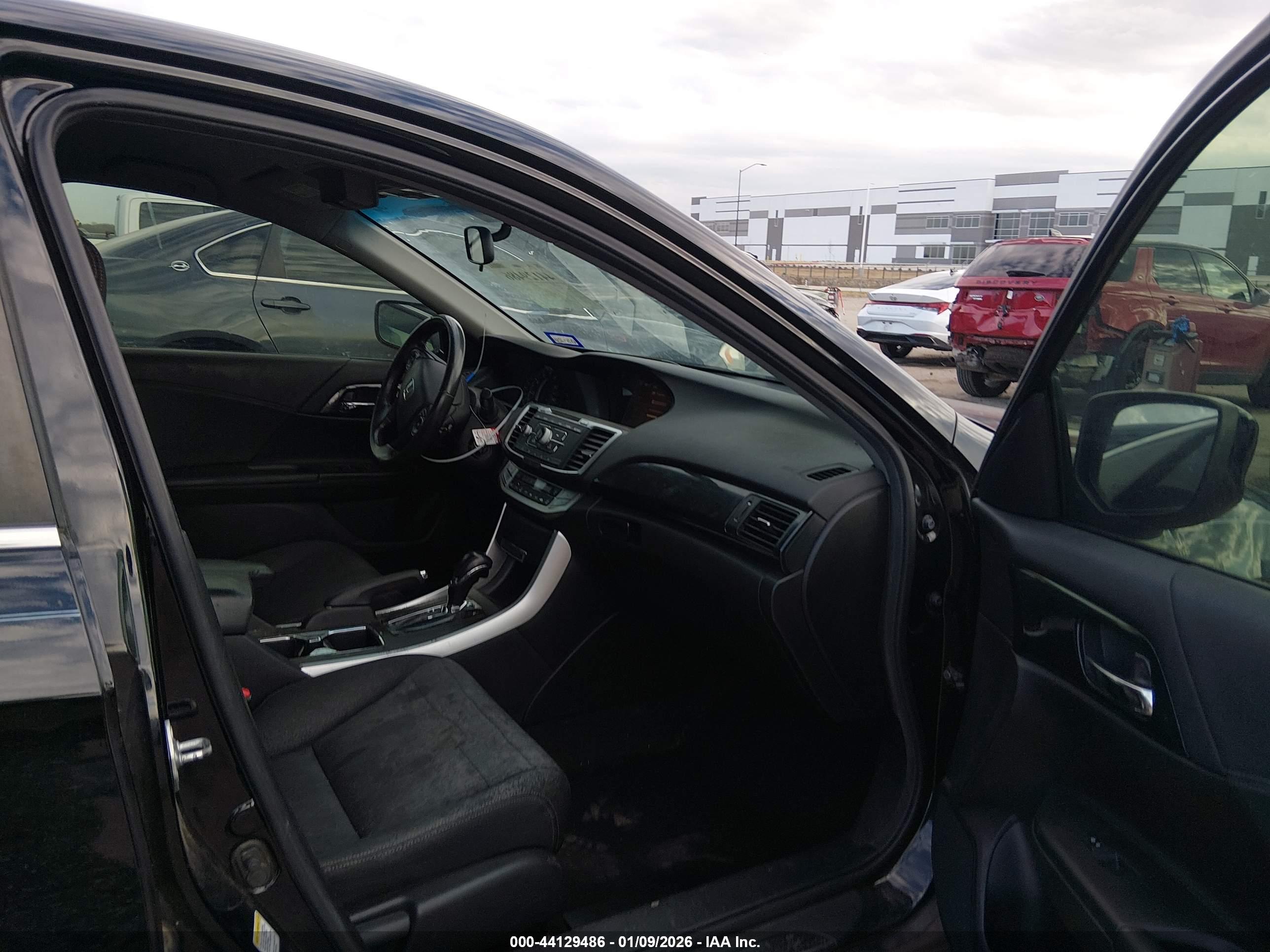 HONDA ACCORD image 5