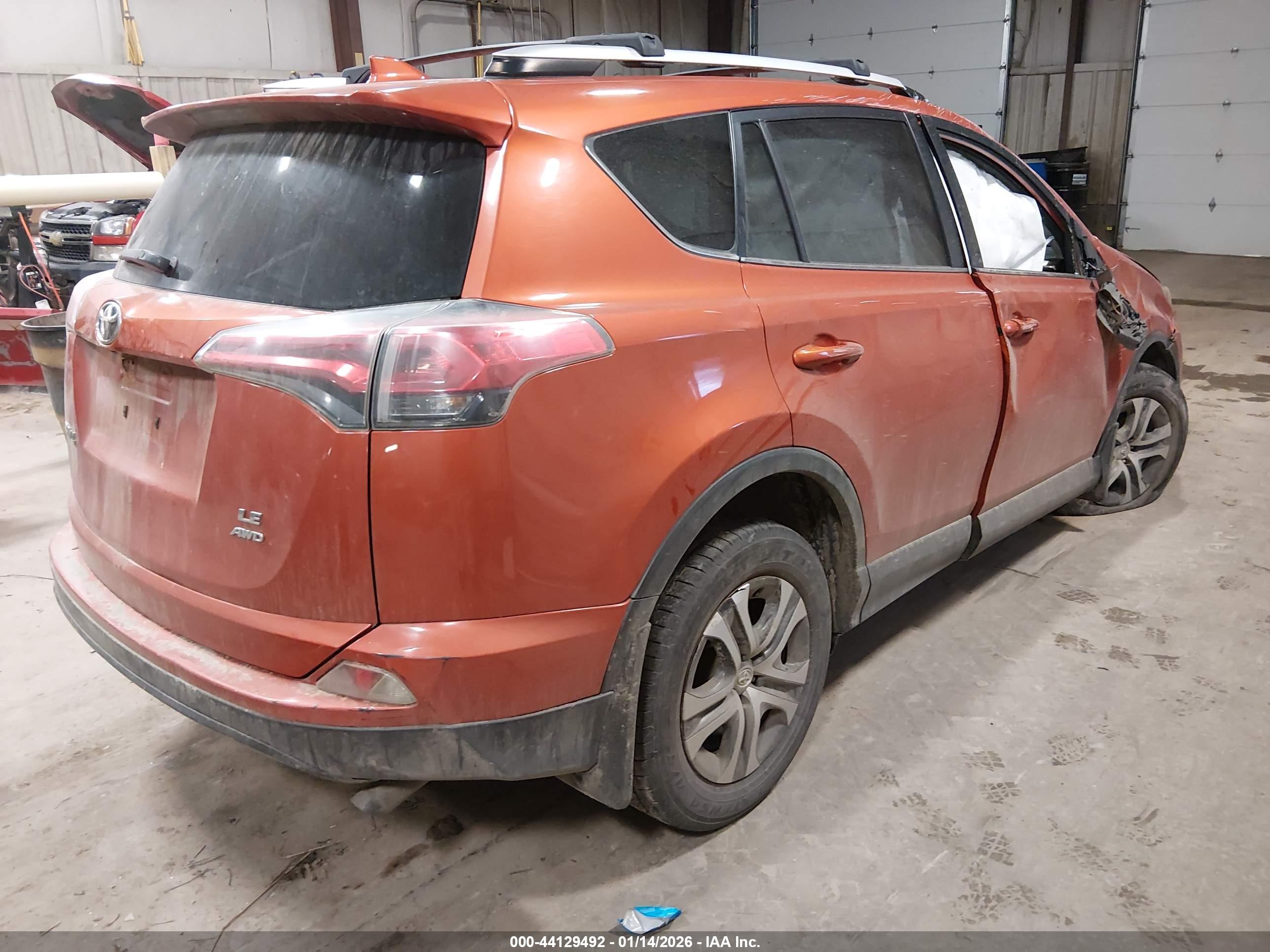 TOYOTA RAV4 image 4