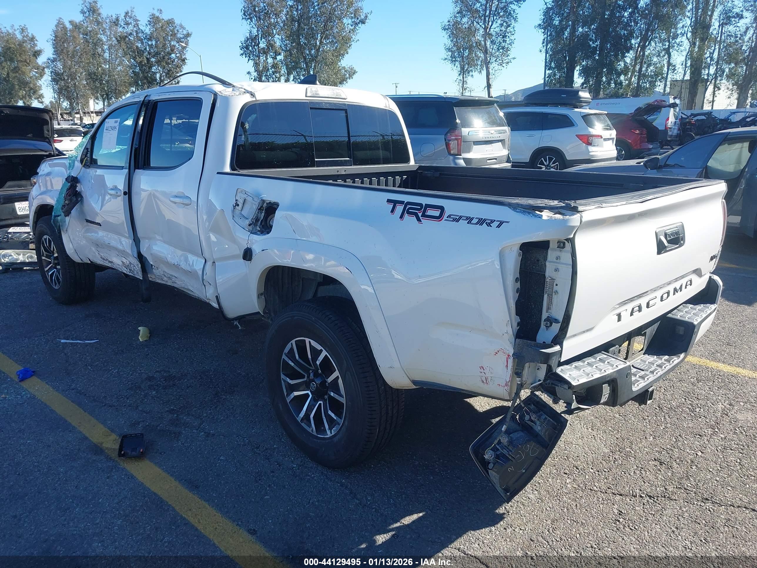 TOYOTA TACOMA image 3