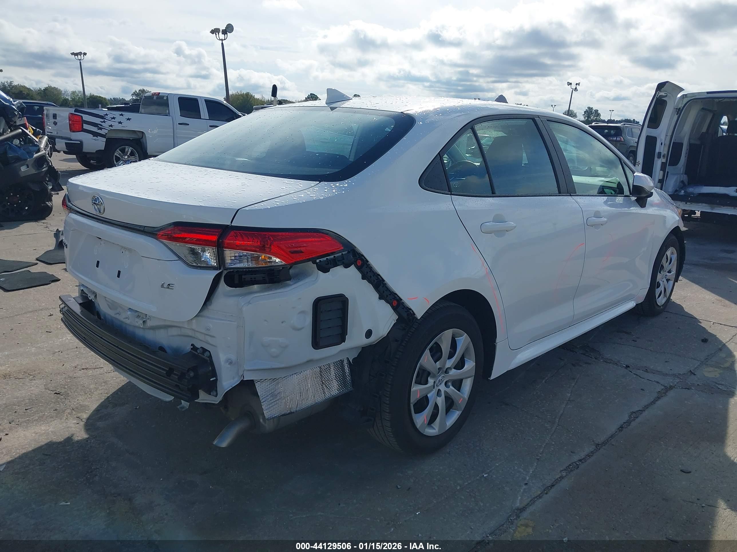 TOYOTA COROLLA image 4